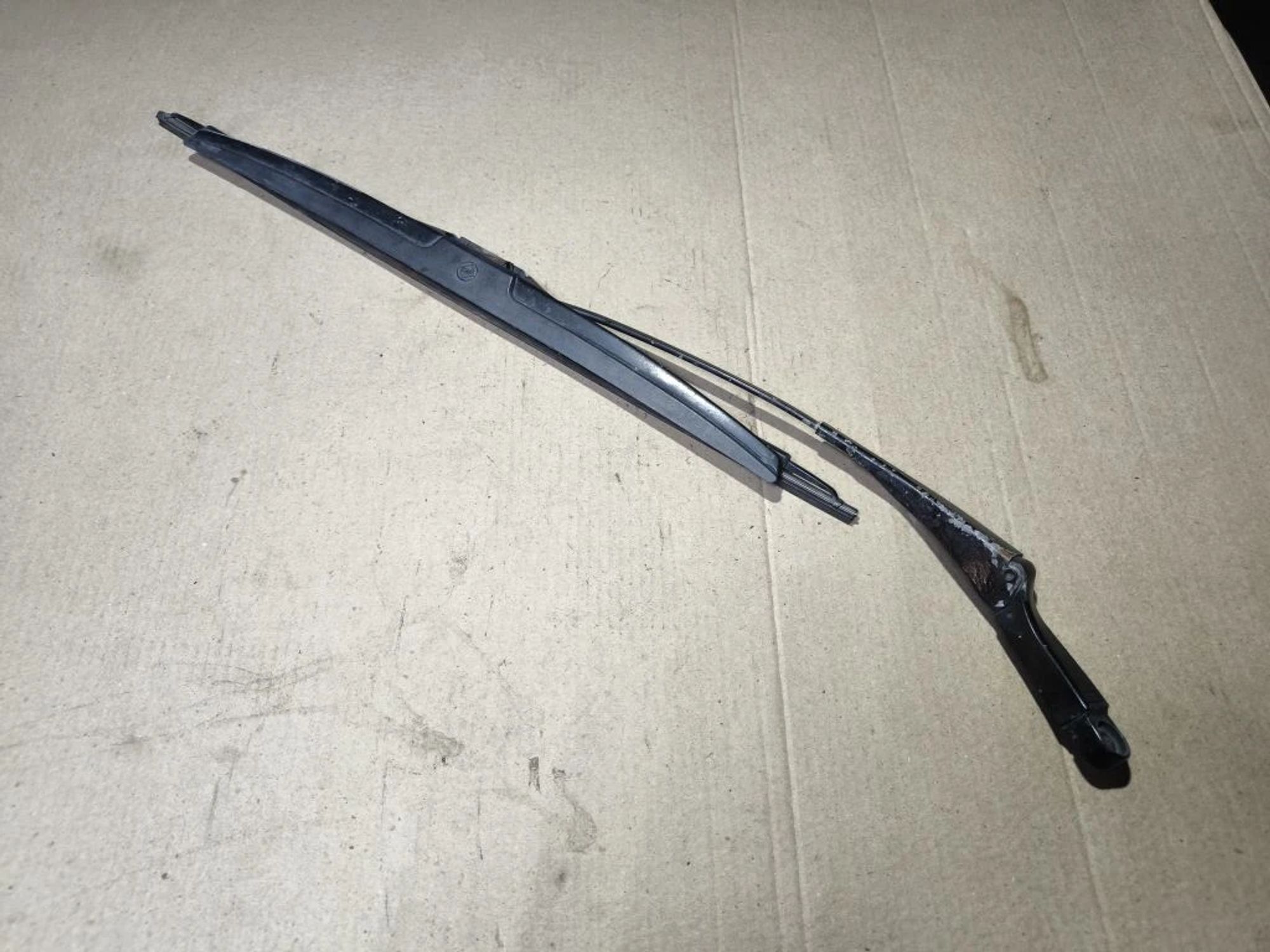 https://ycs.partsauto.market/partsauto-images/thmbs/userImages/d89d66a30f14dbad161fb7a986aa0fe5/part/1d20b88b-a641-4ef3-bf75-4aaa446c5728_1780573647268.jpg