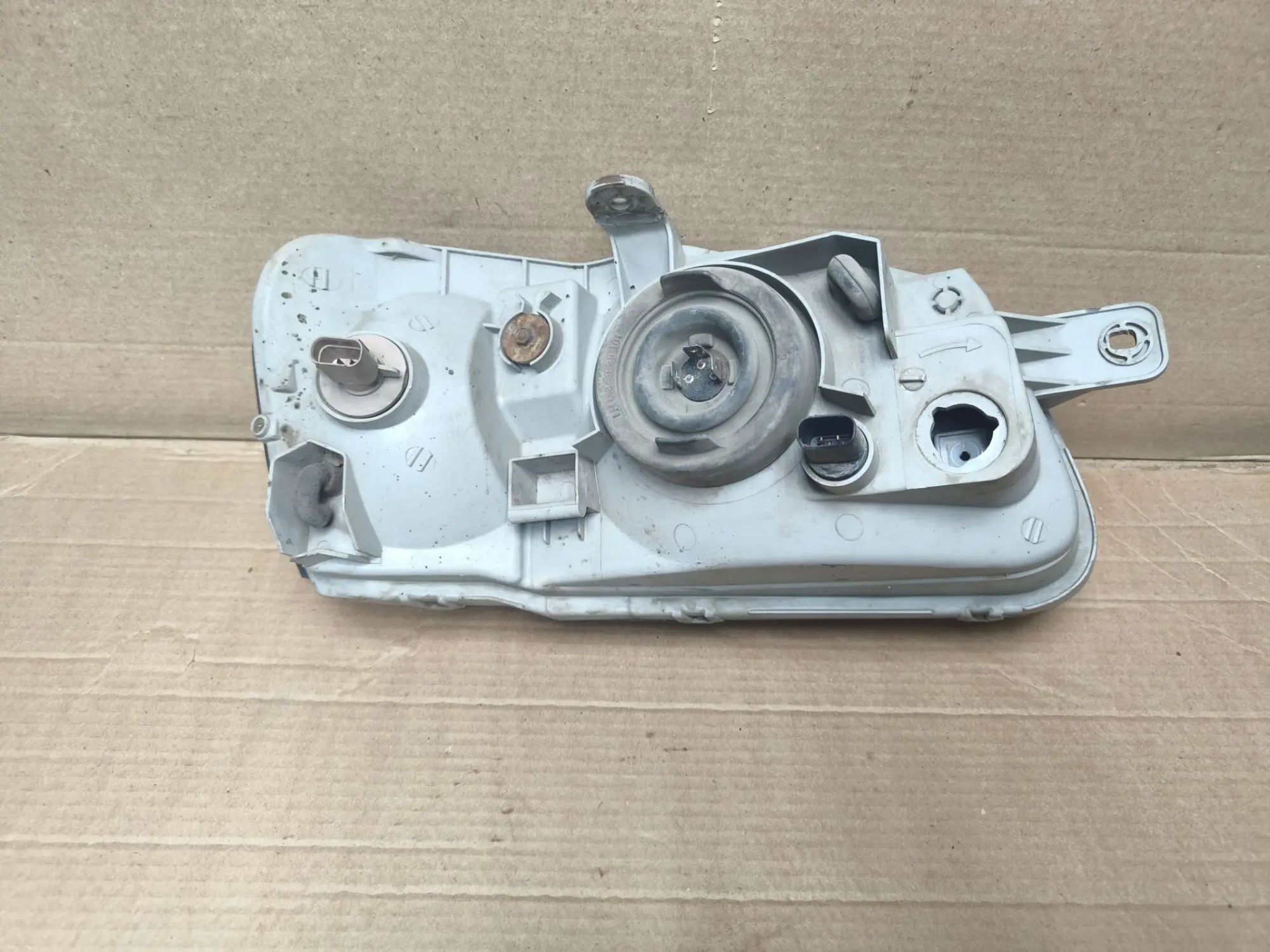 https://ycs.partsauto.market/partsauto-images/thmbs/userImages/d89d66a30f14dbad161fb7a986aa0fe5/part/1d40f914-7be7-4a6f-a519-954b91e5af8d_1785562036019.jpg