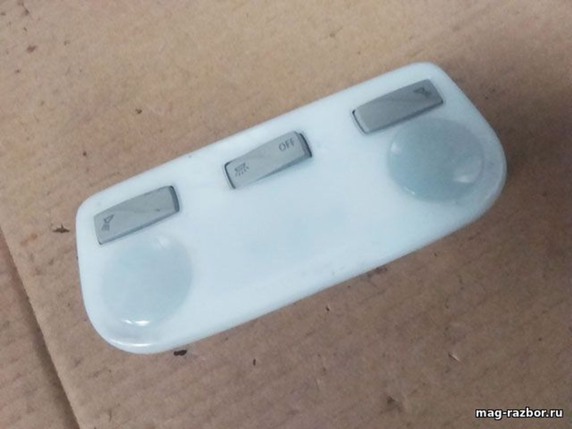 https://ycs.partsauto.market/partsauto-images/thmbs/userImages/d89d66a30f14dbad161fb7a986aa0fe5/part/1d8791c0-c64c-4618-981b-13d610848aff_1720076627622.jpg