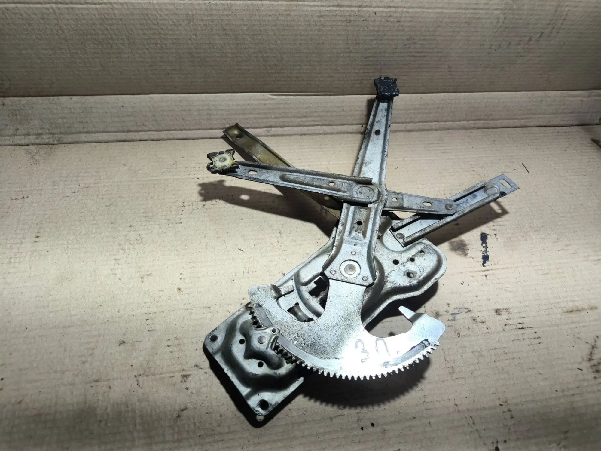 https://ycs.partsauto.market/partsauto-images/thmbs/userImages/d89d66a30f14dbad161fb7a986aa0fe5/part/1ecfa212-27af-4e9b-a9b1-ab837245eb6e_1781699127577.jpg