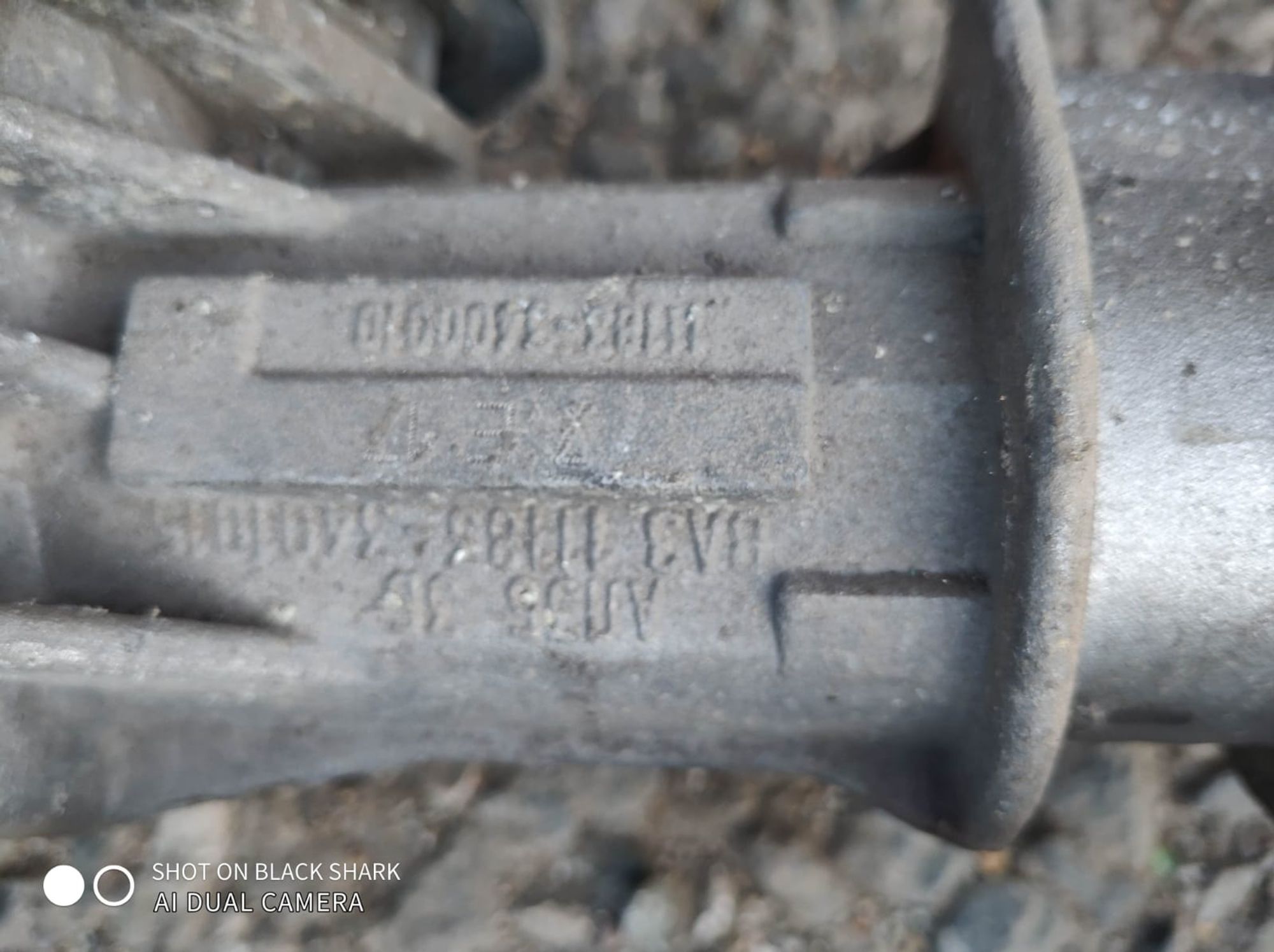 https://ycs.partsauto.market/partsauto-images/thmbs/userImages/d89d66a30f14dbad161fb7a986aa0fe5/part/2050f602-0c6c-40e2-9758-0099b9d3a193_1726072127129.jpg