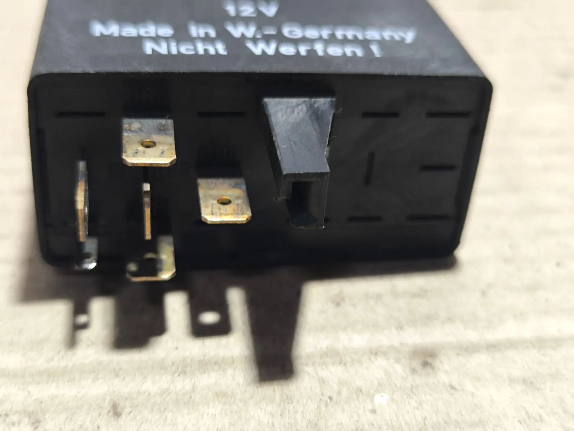 https://ycs.partsauto.market/partsauto-images/thmbs/userImages/d89d66a30f14dbad161fb7a986aa0fe5/part/22ab310d-e1bd-4e03-8ef5-c7c227116b1a_1781699978668.jpg