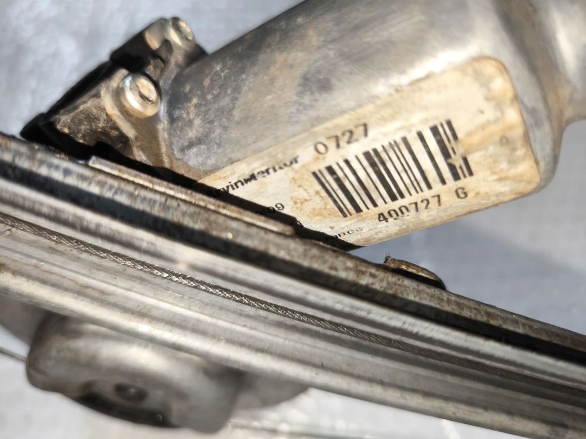 https://ycs.partsauto.market/partsauto-images/thmbs/userImages/d89d66a30f14dbad161fb7a986aa0fe5/part/23750c06-504e-4d35-af49-b2779ae41fdd_1777368544911.jpg