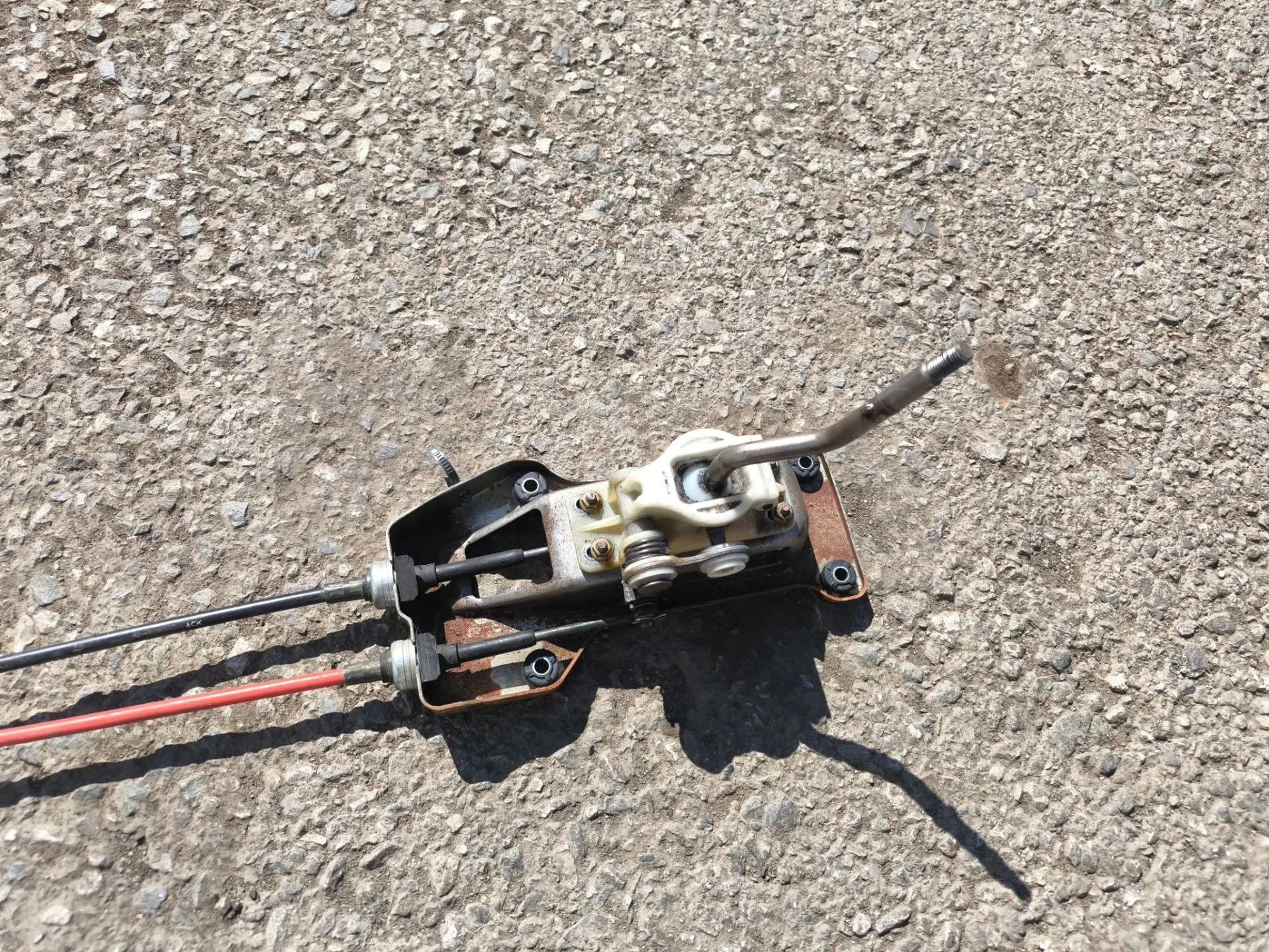 https://ycs.partsauto.market/partsauto-images/thmbs/userImages/d89d66a30f14dbad161fb7a986aa0fe5/part/24575aff-ccba-4fb8-a5f4-9ee8b1f7f786_1786940801460.jpg