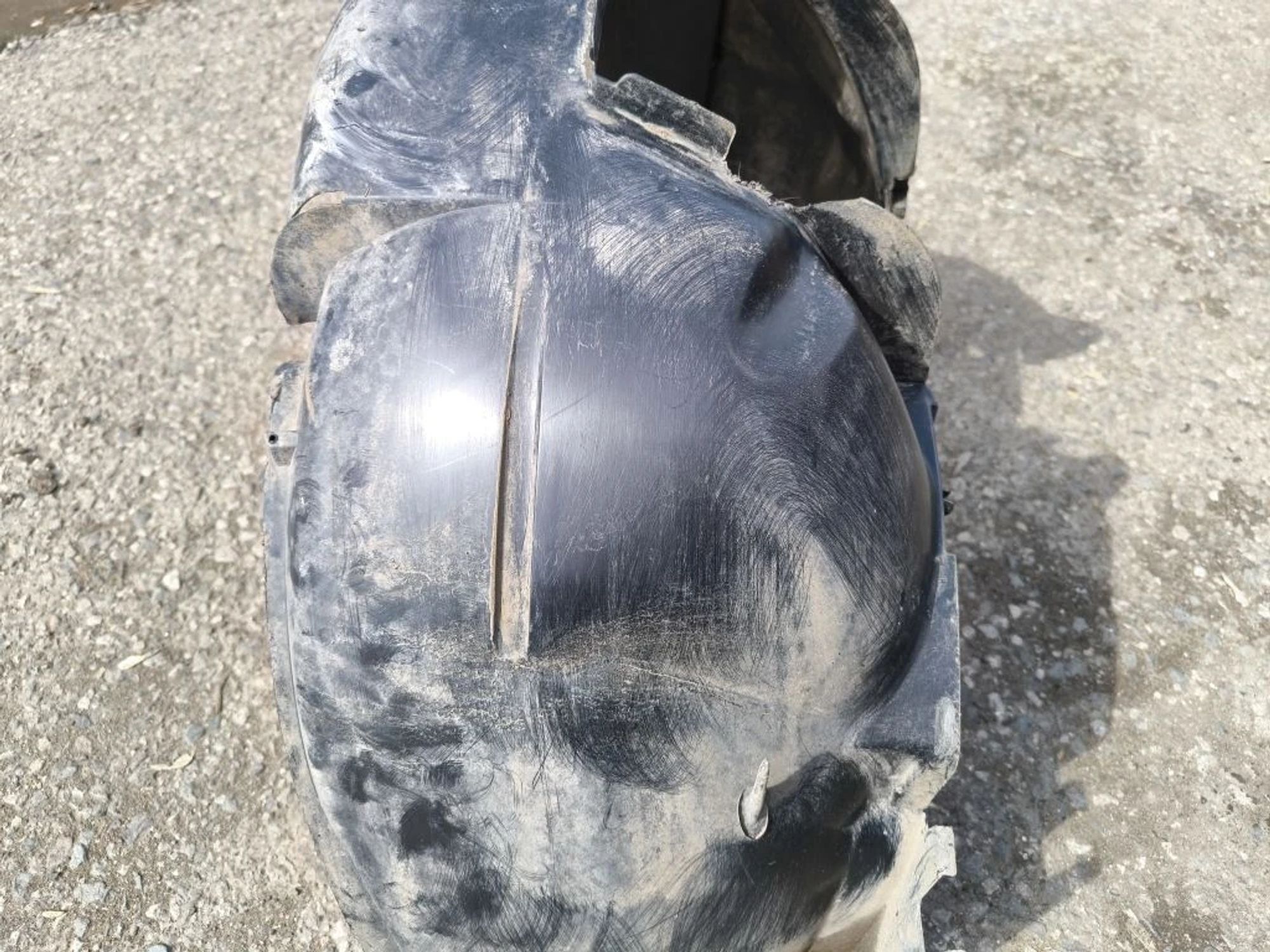https://ycs.partsauto.market/partsauto-images/thmbs/userImages/d89d66a30f14dbad161fb7a986aa0fe5/part/250ddddc-86ac-48be-8b36-60a5807f0083_1776158153207.jpg