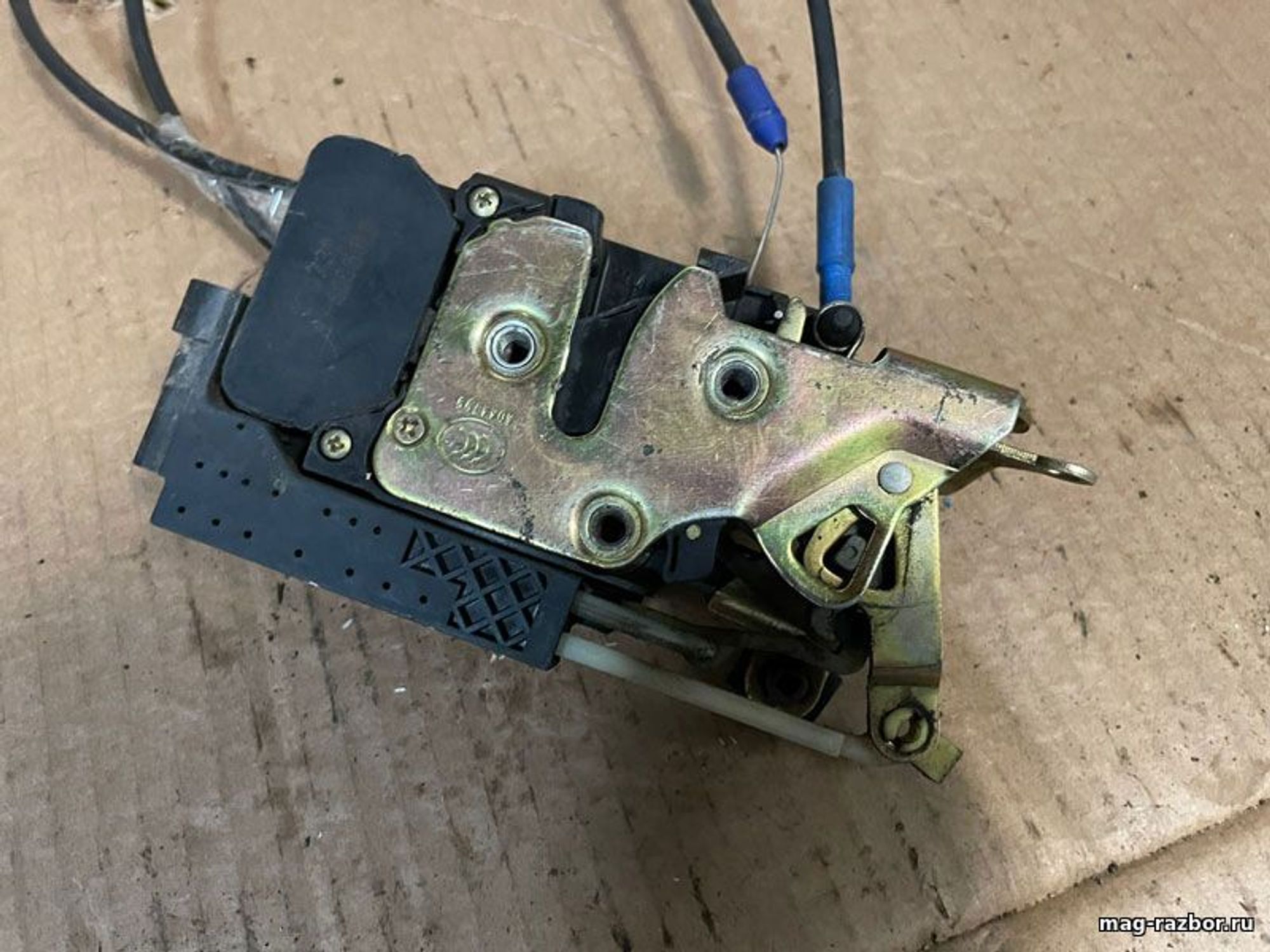 https://ycs.partsauto.market/partsauto-images/thmbs/userImages/d89d66a30f14dbad161fb7a986aa0fe5/part/25122ba5-ab0b-4024-942c-7fe1a2265faa_1718182611194.jpg