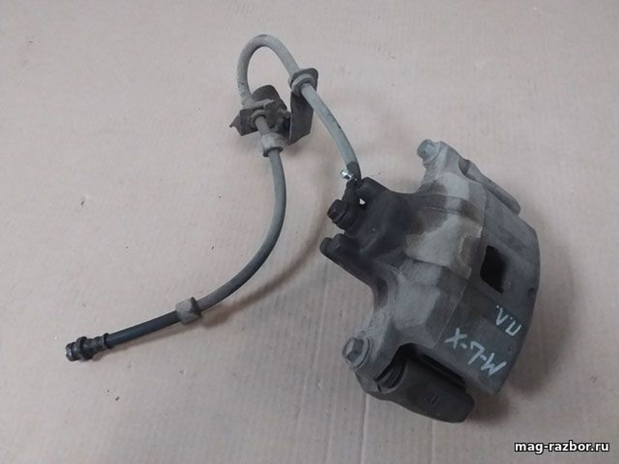 https://ycs.partsauto.market/partsauto-images/thmbs/userImages/d89d66a30f14dbad161fb7a986aa0fe5/part/270558be-d96e-4d4f-b097-0ecfea4d5864_1720678878345.jpg