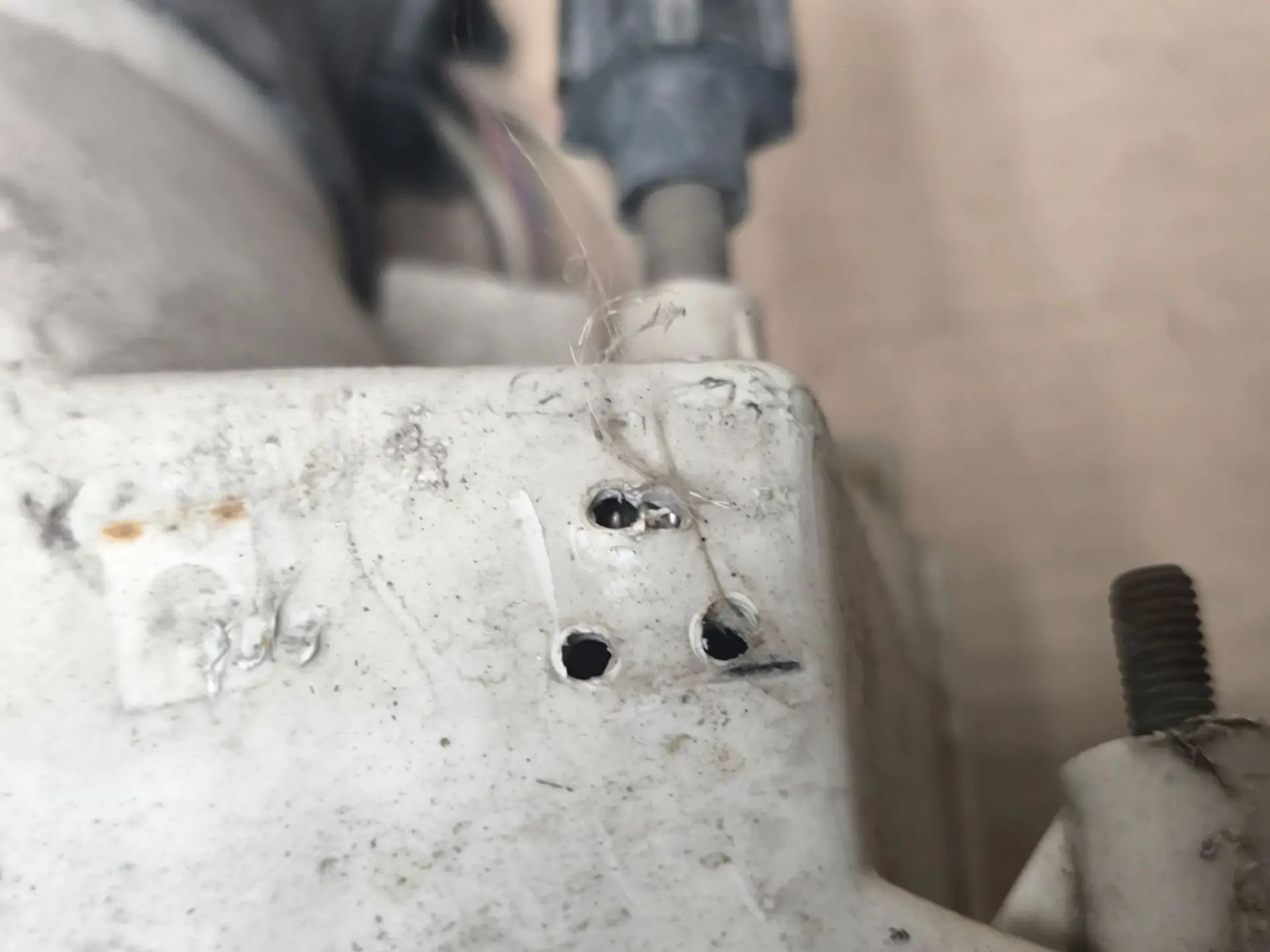 https://ycs.partsauto.market/partsauto-images/thmbs/userImages/d89d66a30f14dbad161fb7a986aa0fe5/part/271c48ed-4e9b-4138-9c24-14c77192712b_1783856410447.jpg