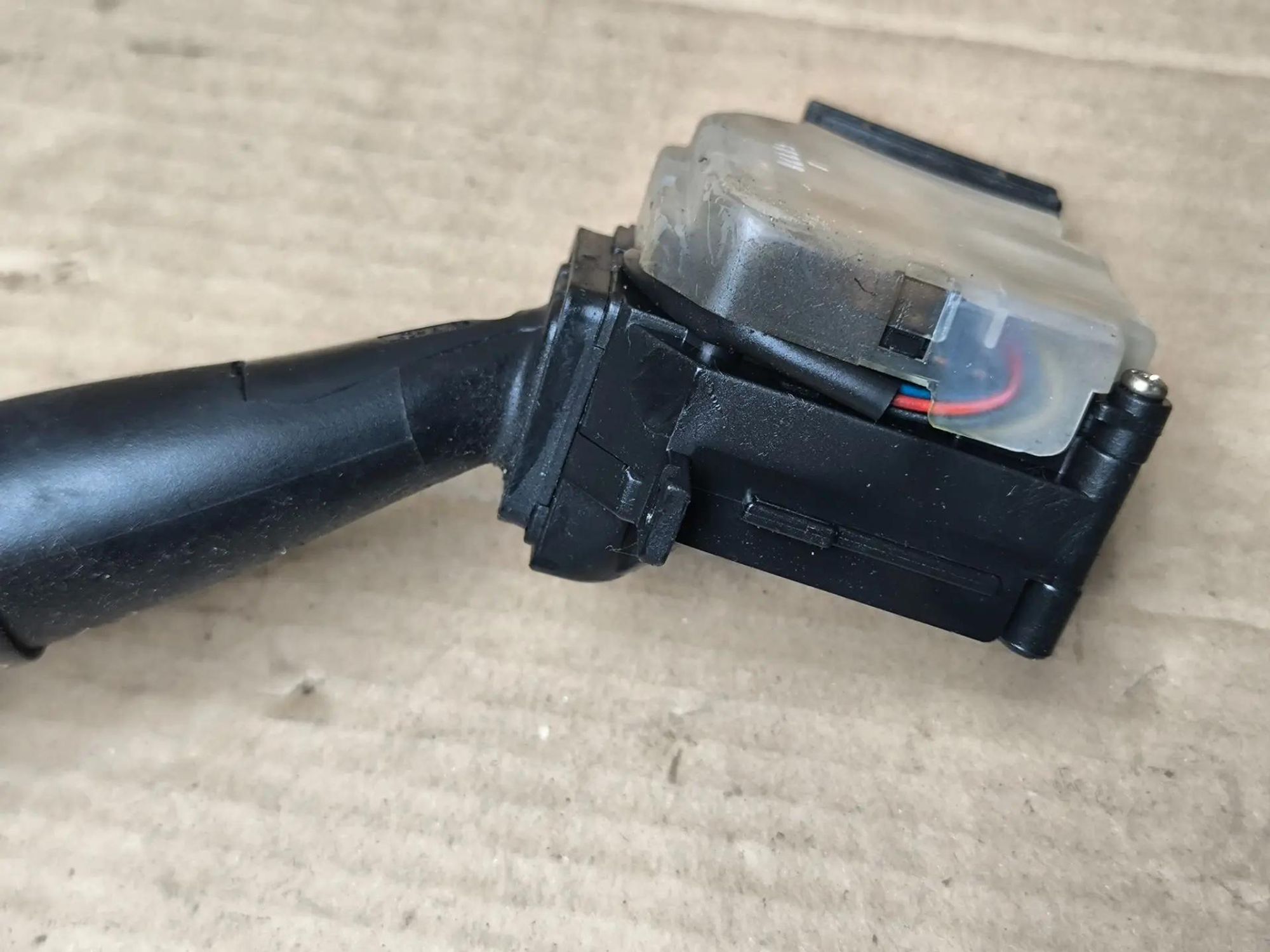 https://ycs.partsauto.market/partsauto-images/thmbs/userImages/d89d66a30f14dbad161fb7a986aa0fe5/part/29a62264-d853-4e9a-a646-690e7bf40ecc_1786266409980.jpg