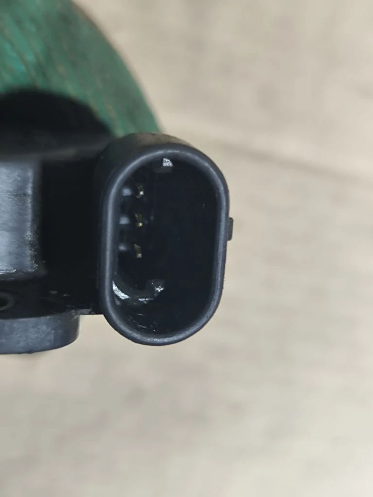 https://ycs.partsauto.market/partsauto-images/thmbs/userImages/d89d66a30f14dbad161fb7a986aa0fe5/part/2a3884df-ab9e-42cf-ae04-00a32d8cffc0_1781073704201.jpg
