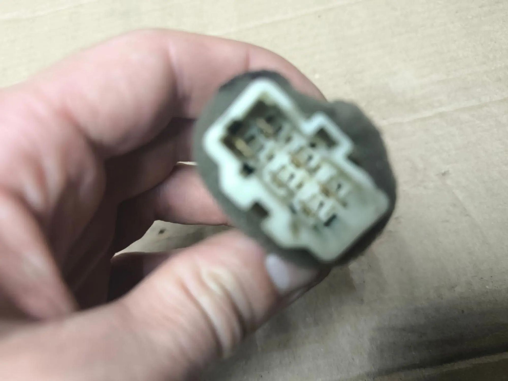 https://ycs.partsauto.market/partsauto-images/thmbs/userImages/d89d66a30f14dbad161fb7a986aa0fe5/part/2aeb2afd-3eb3-4608-9c60-222ecb84bed8_1786263315967.jpg