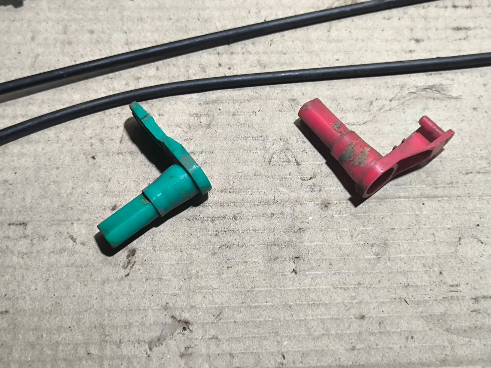 https://ycs.partsauto.market/partsauto-images/thmbs/userImages/d89d66a30f14dbad161fb7a986aa0fe5/part/2b66c0af-e49b-4d2c-835f-4b166f2b9957_1782053427819.jpg