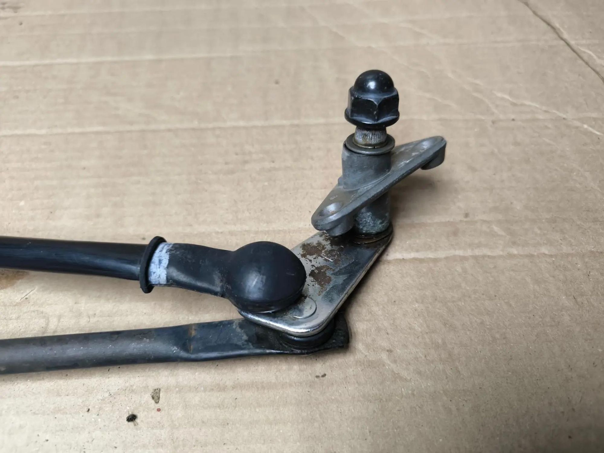 https://ycs.partsauto.market/partsauto-images/thmbs/userImages/d89d66a30f14dbad161fb7a986aa0fe5/part/2c1416fd-c878-4bb4-8c2e-53c7d7231689_1785569156088.jpg
