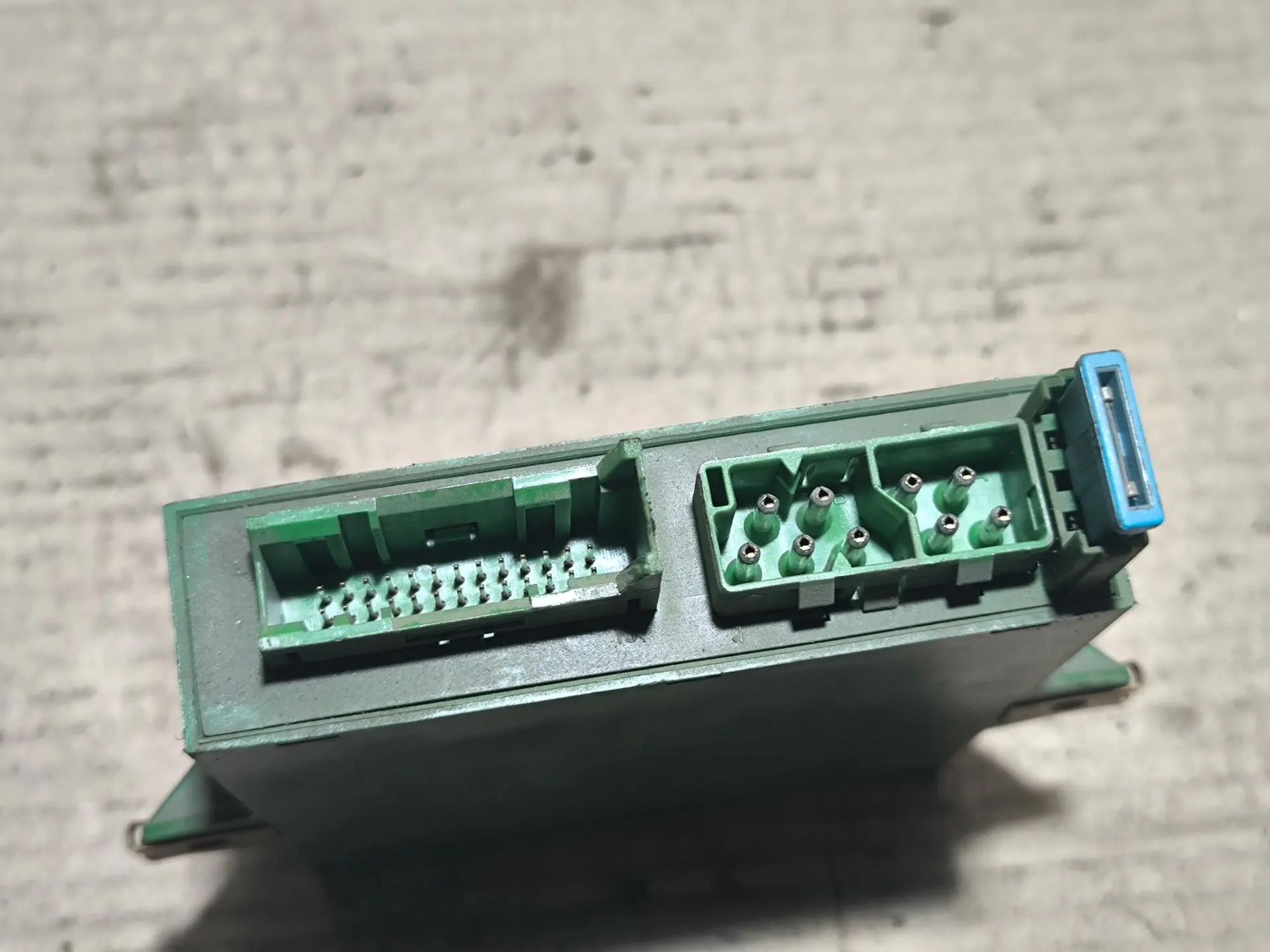 https://ycs.partsauto.market/partsauto-images/thmbs/userImages/d89d66a30f14dbad161fb7a986aa0fe5/part/2c78fbf1-c462-4f0e-b803-46ea29552b28_1782653798565.jpg