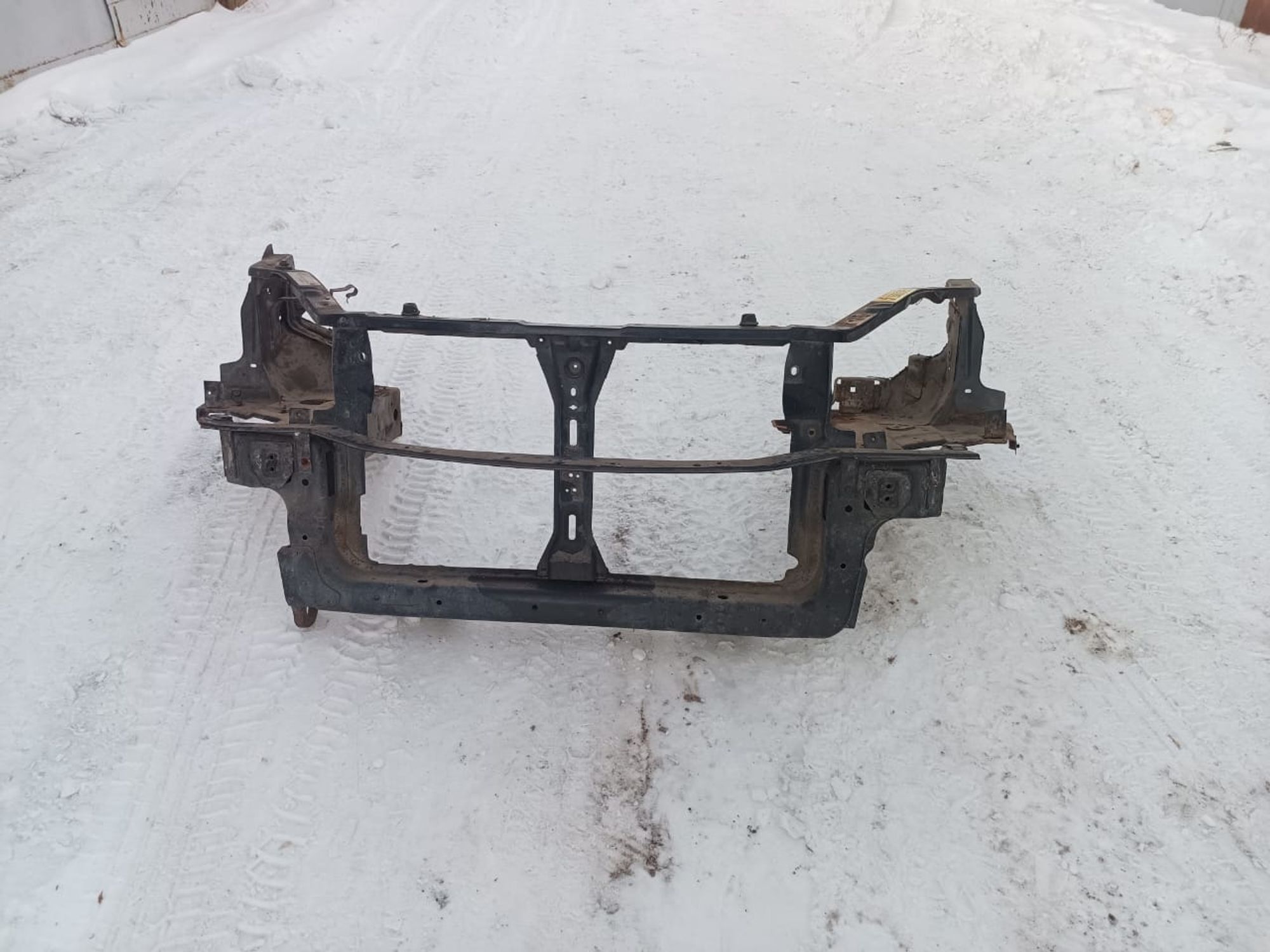 https://ycs.partsauto.market/partsauto-images/thmbs/userImages/d89d66a30f14dbad161fb7a986aa0fe5/part/2dc74588-cd45-49bb-be1d-a37856c0983e_1735110718360.jpg