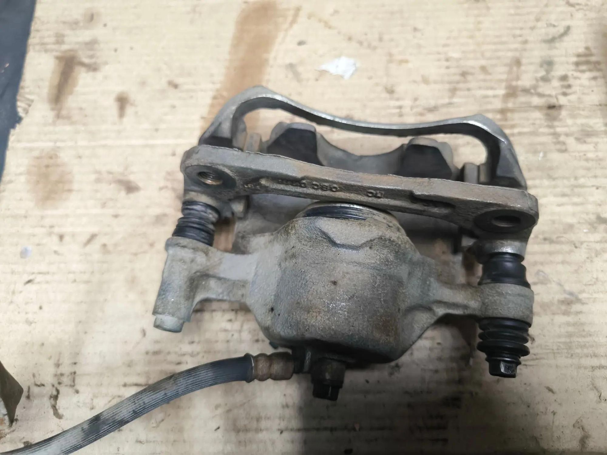 https://ycs.partsauto.market/partsauto-images/thmbs/userImages/d89d66a30f14dbad161fb7a986aa0fe5/part/2eaea34e-78c6-4d70-8f0a-d2516ab3c124_1786424213162.jpg