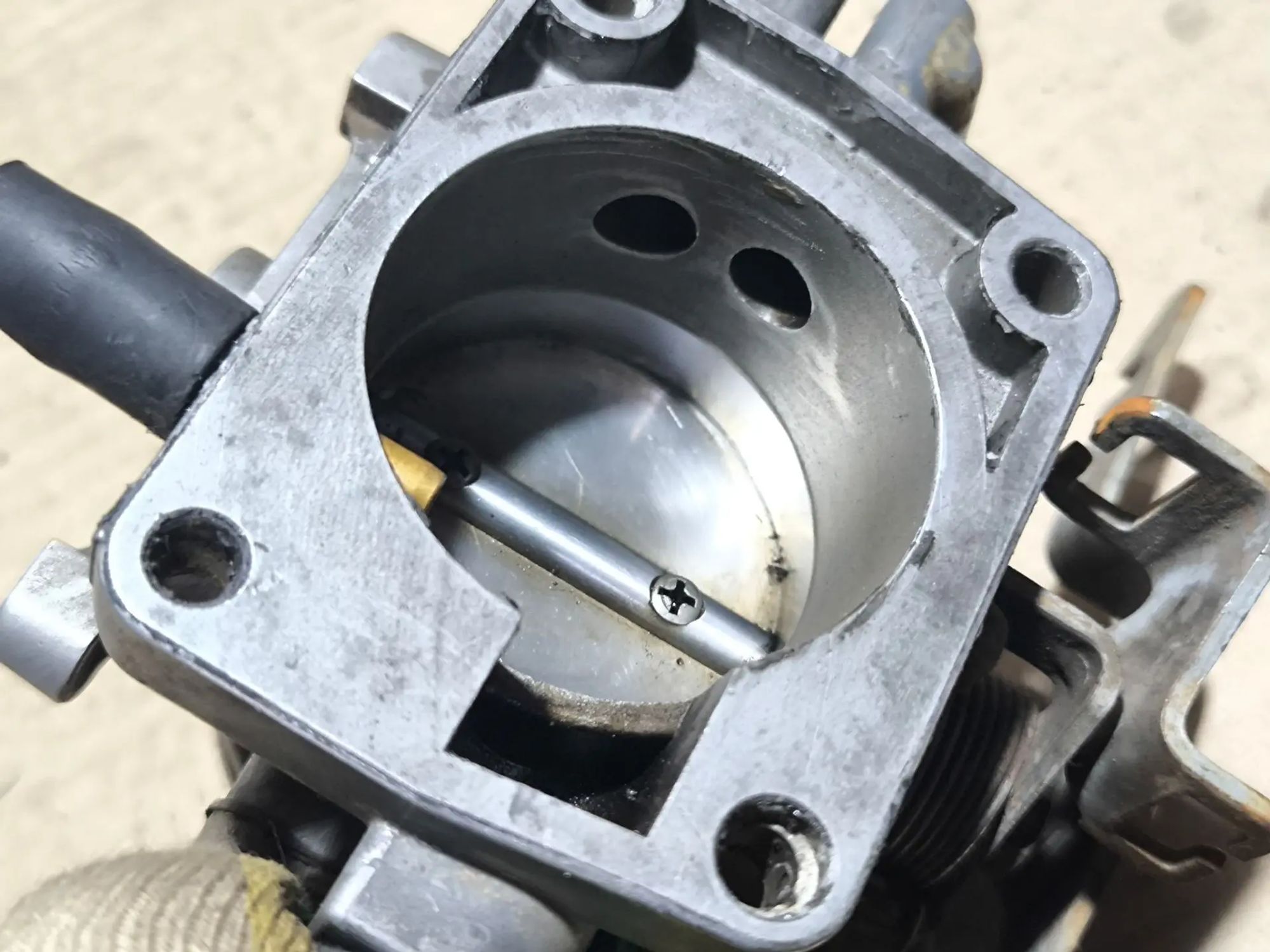 https://ycs.partsauto.market/partsauto-images/thmbs/userImages/d89d66a30f14dbad161fb7a986aa0fe5/part/3000ac9f-15fc-49be-9853-51ca86f52d5c_1781700487981.jpg