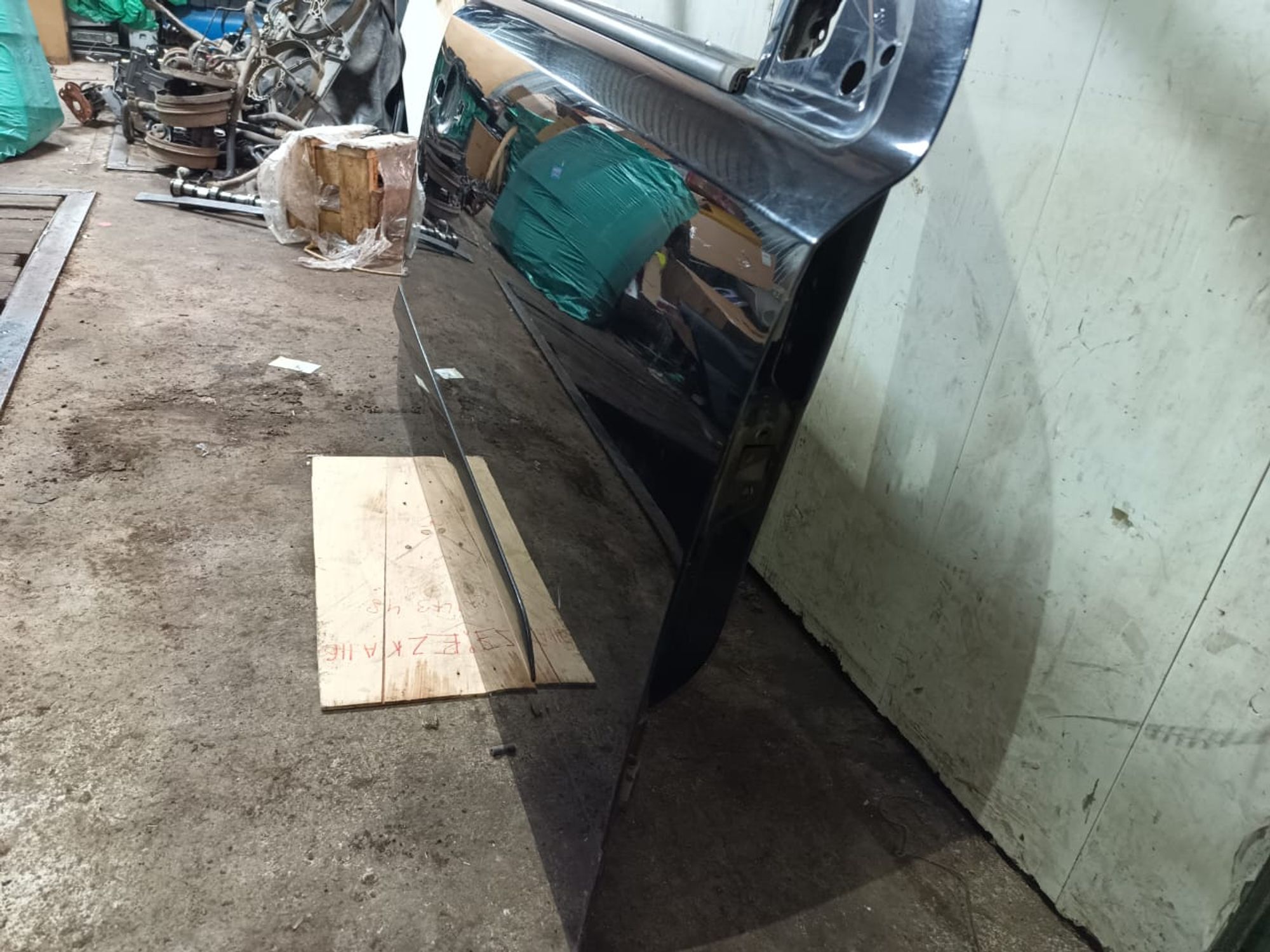 https://ycs.partsauto.market/partsauto-images/thmbs/userImages/d89d66a30f14dbad161fb7a986aa0fe5/part/30ace18d-c29d-47f4-a608-cefc5e9237a3_1740739959763.jpg