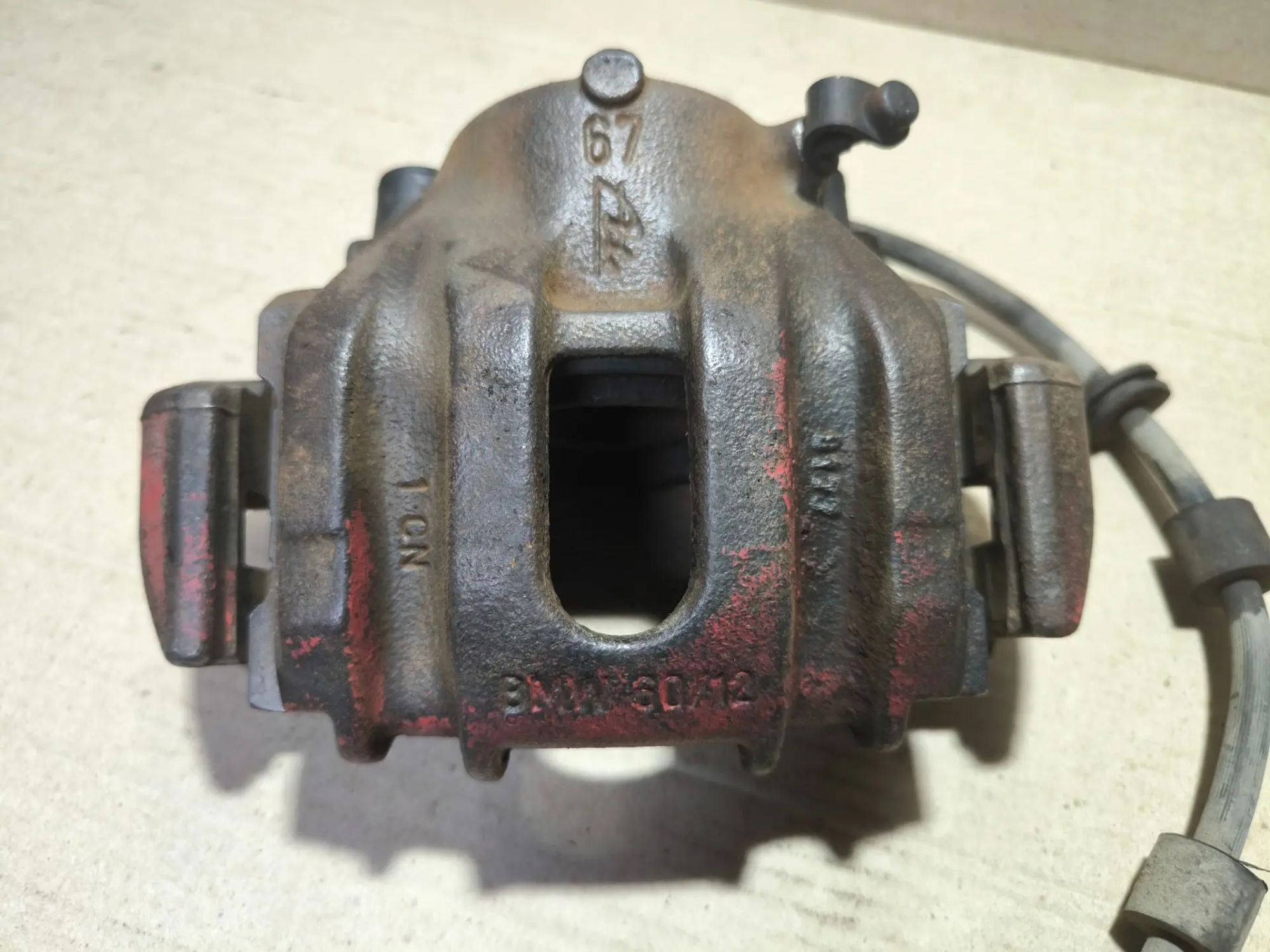 https://ycs.partsauto.market/partsauto-images/thmbs/userImages/d89d66a30f14dbad161fb7a986aa0fe5/part/31335f57-cd02-45a3-9b58-f6864bfd99af_1782998541722.jpg