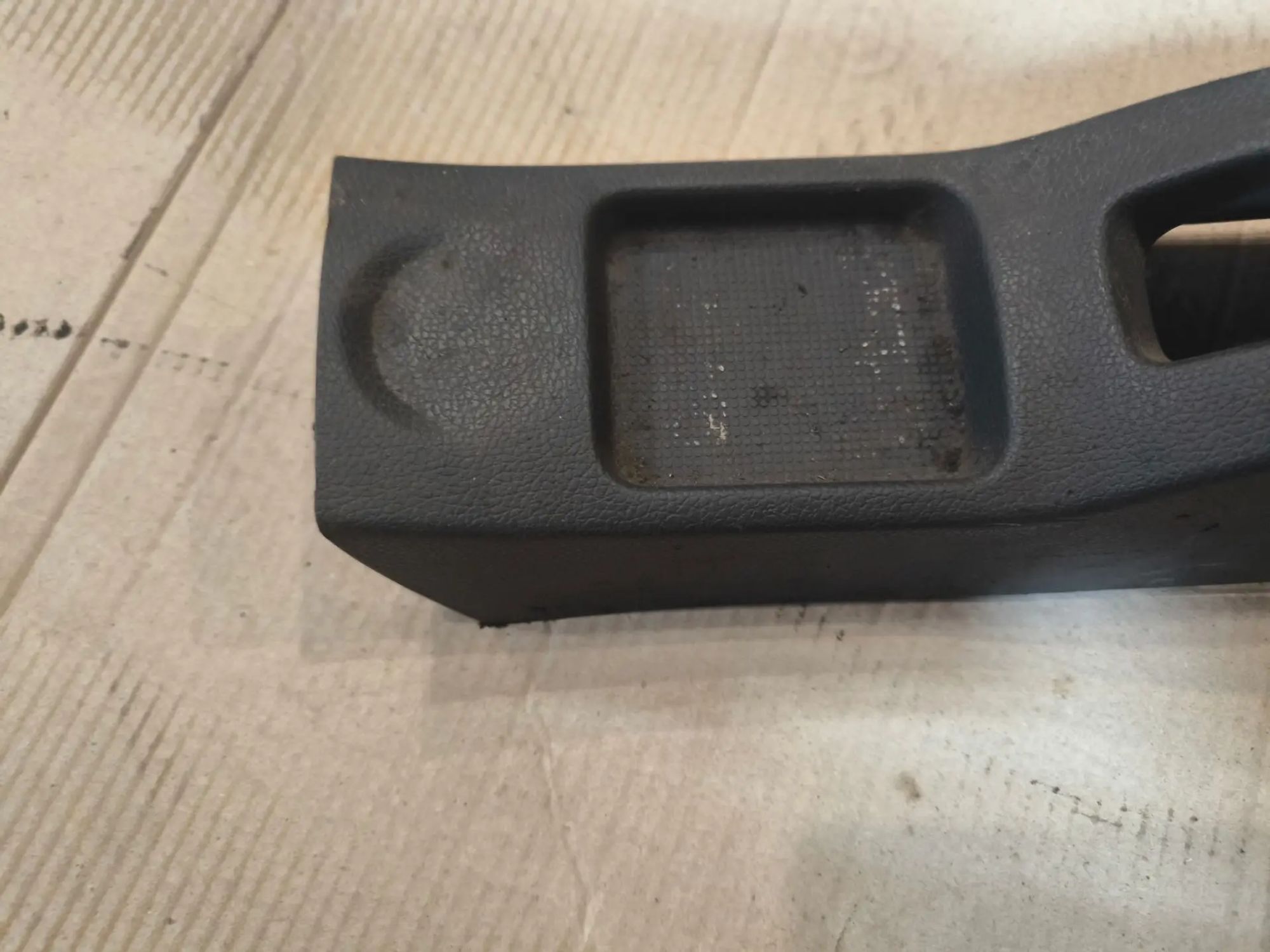 https://ycs.partsauto.market/partsauto-images/thmbs/userImages/d89d66a30f14dbad161fb7a986aa0fe5/part/32c7faf3-52a8-41cc-a962-536c1eaa6ef0_1781672734431.jpg