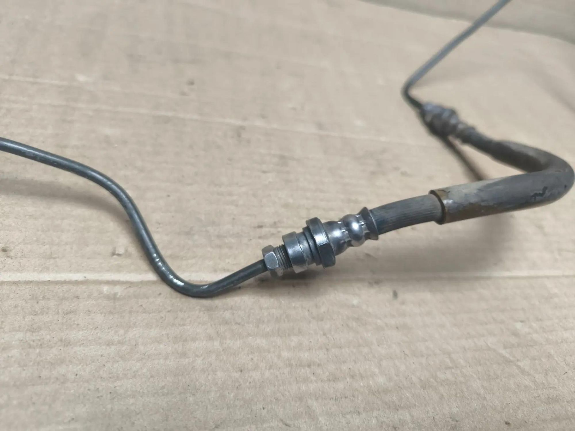 https://ycs.partsauto.market/partsauto-images/thmbs/userImages/d89d66a30f14dbad161fb7a986aa0fe5/part/33962fc1-74ca-492a-b577-41a29f5b5a5e_1786264482896.jpg