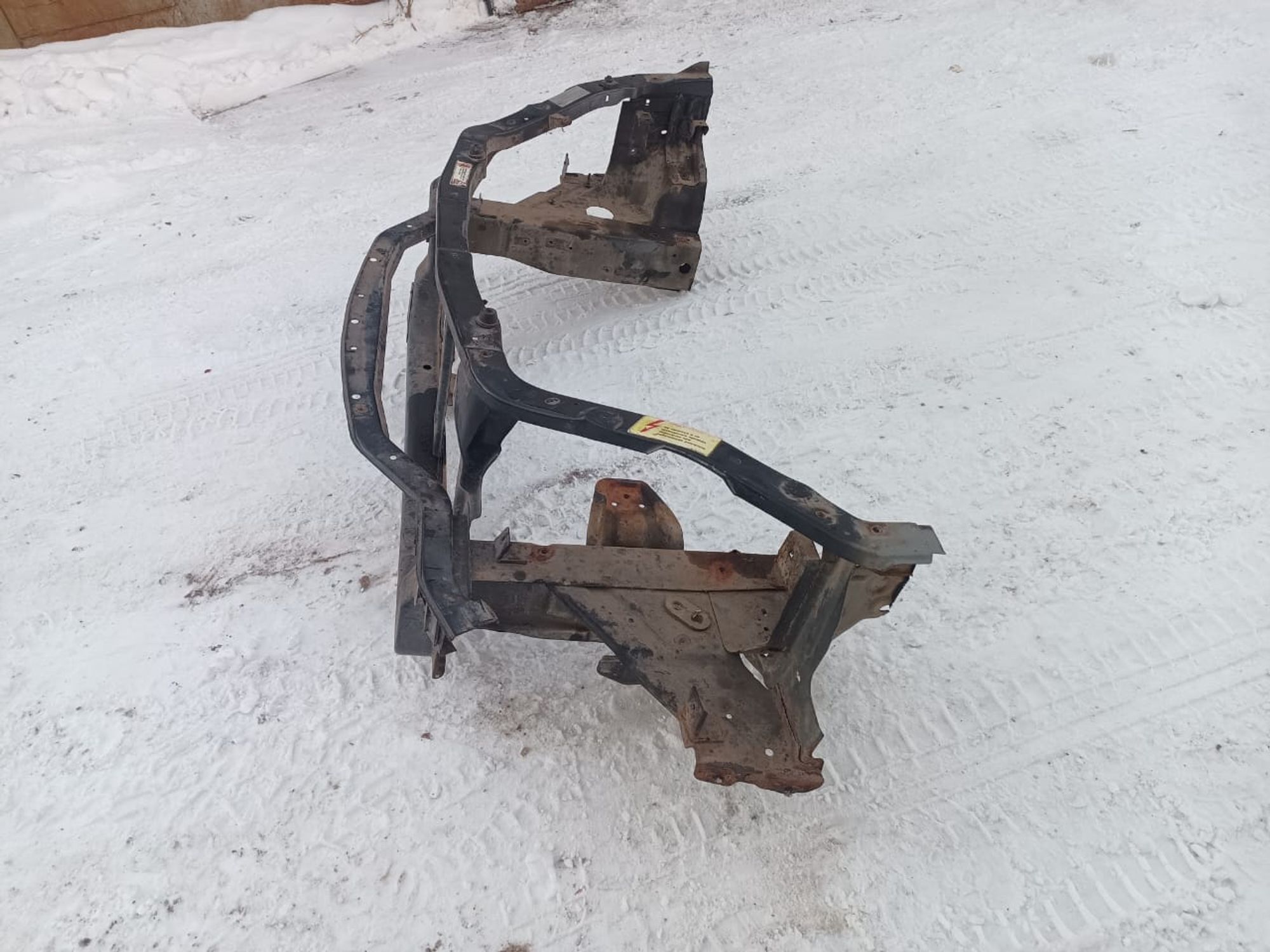https://ycs.partsauto.market/partsauto-images/thmbs/userImages/d89d66a30f14dbad161fb7a986aa0fe5/part/33ce19ee-a167-425a-a1a5-9d05d279fc49_1735110718382.jpg