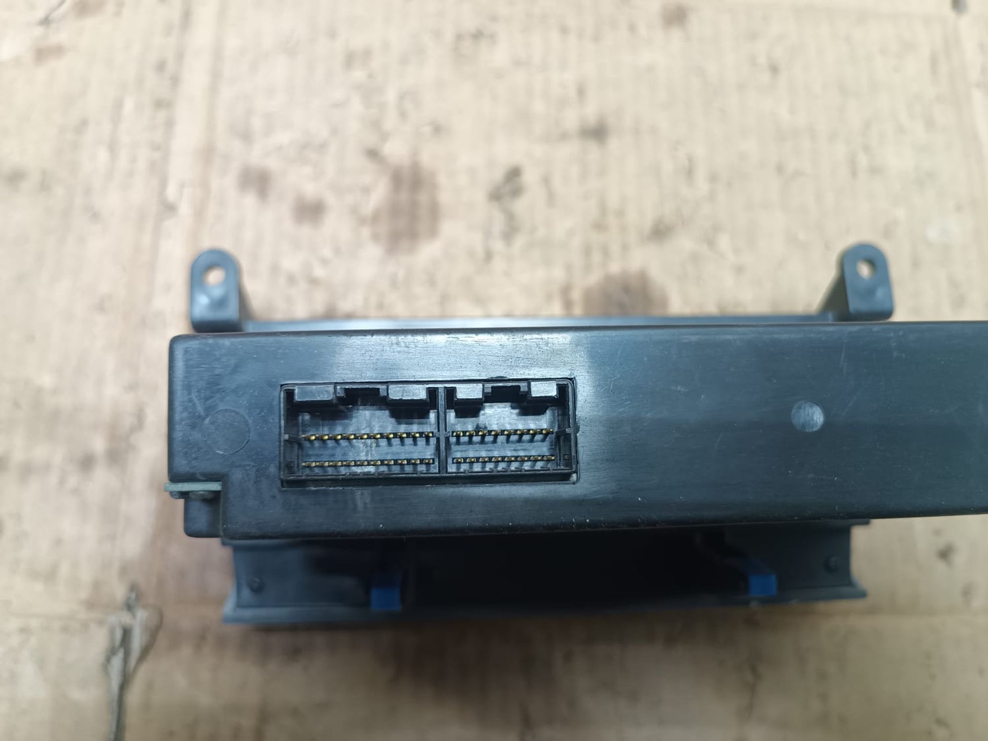https://ycs.partsauto.market/partsauto-images/thmbs/userImages/d89d66a30f14dbad161fb7a986aa0fe5/part/3422347b-1552-46c1-988a-d05c5ba9aa16_1737969030883.jpg