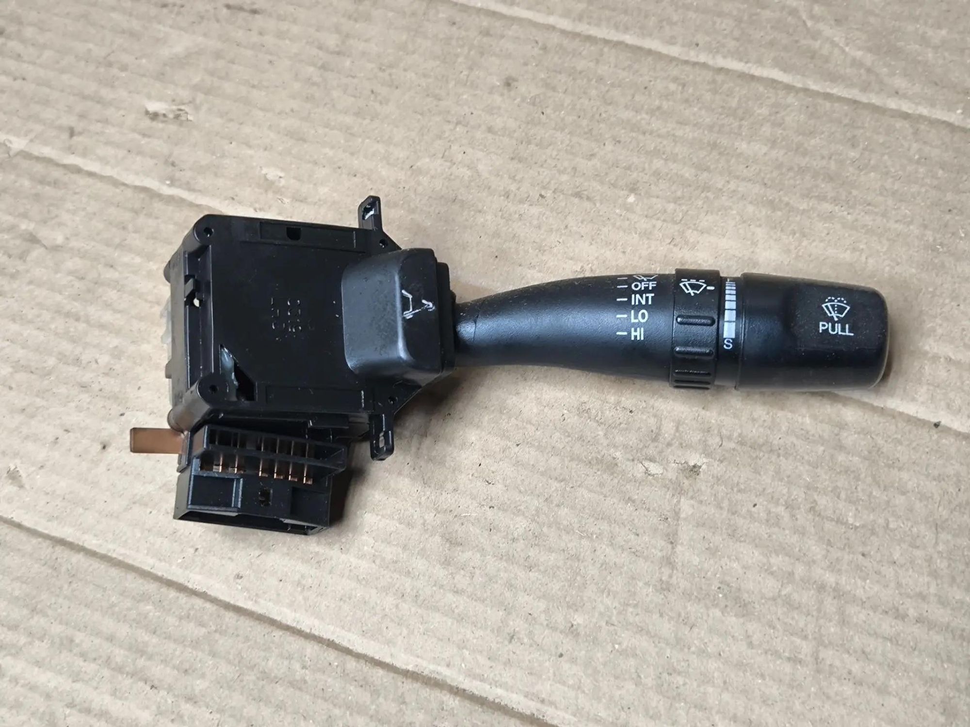 https://ycs.partsauto.market/partsauto-images/thmbs/userImages/d89d66a30f14dbad161fb7a986aa0fe5/part/34d04d4f-40bc-4481-949c-027f18410e74_1786266229586.jpg