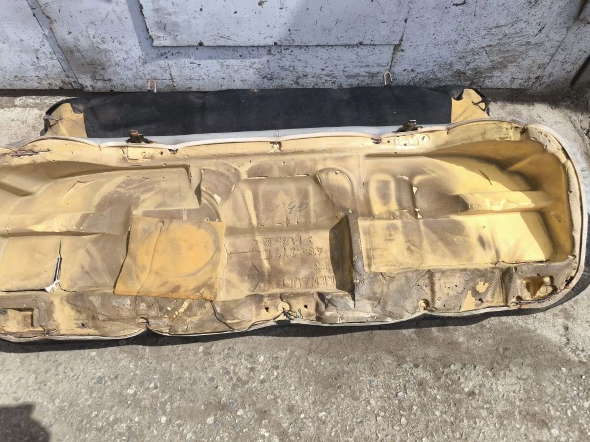 https://ycs.partsauto.market/partsauto-images/thmbs/userImages/d89d66a30f14dbad161fb7a986aa0fe5/part/34ef0757-9b80-4b3a-877a-08c43c210065_1778574912296.jpg