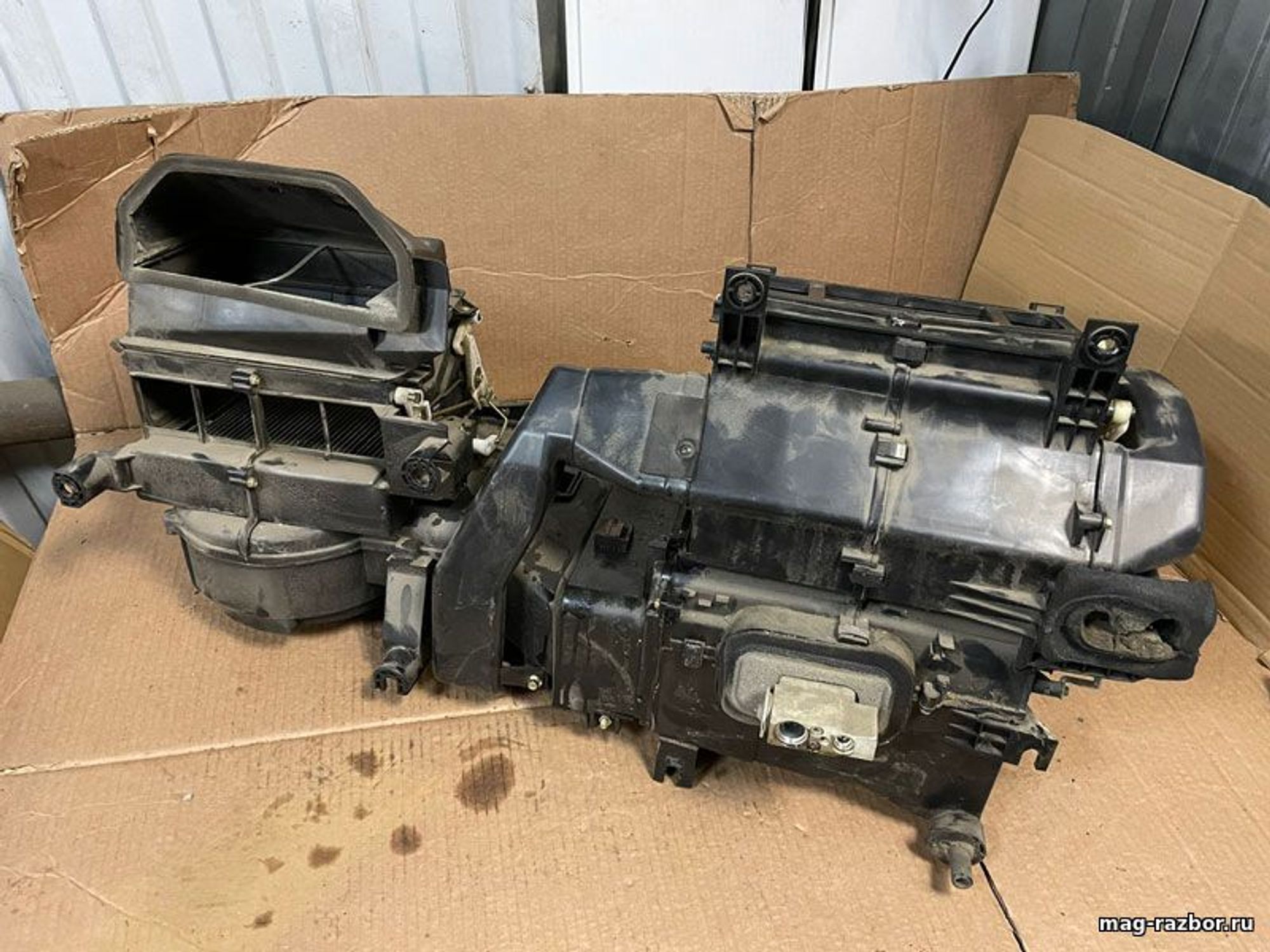 https://ycs.partsauto.market/partsauto-images/thmbs/userImages/d89d66a30f14dbad161fb7a986aa0fe5/part/350dabf7-452b-472b-ad6d-94712d212c61_1718260652503.jpg