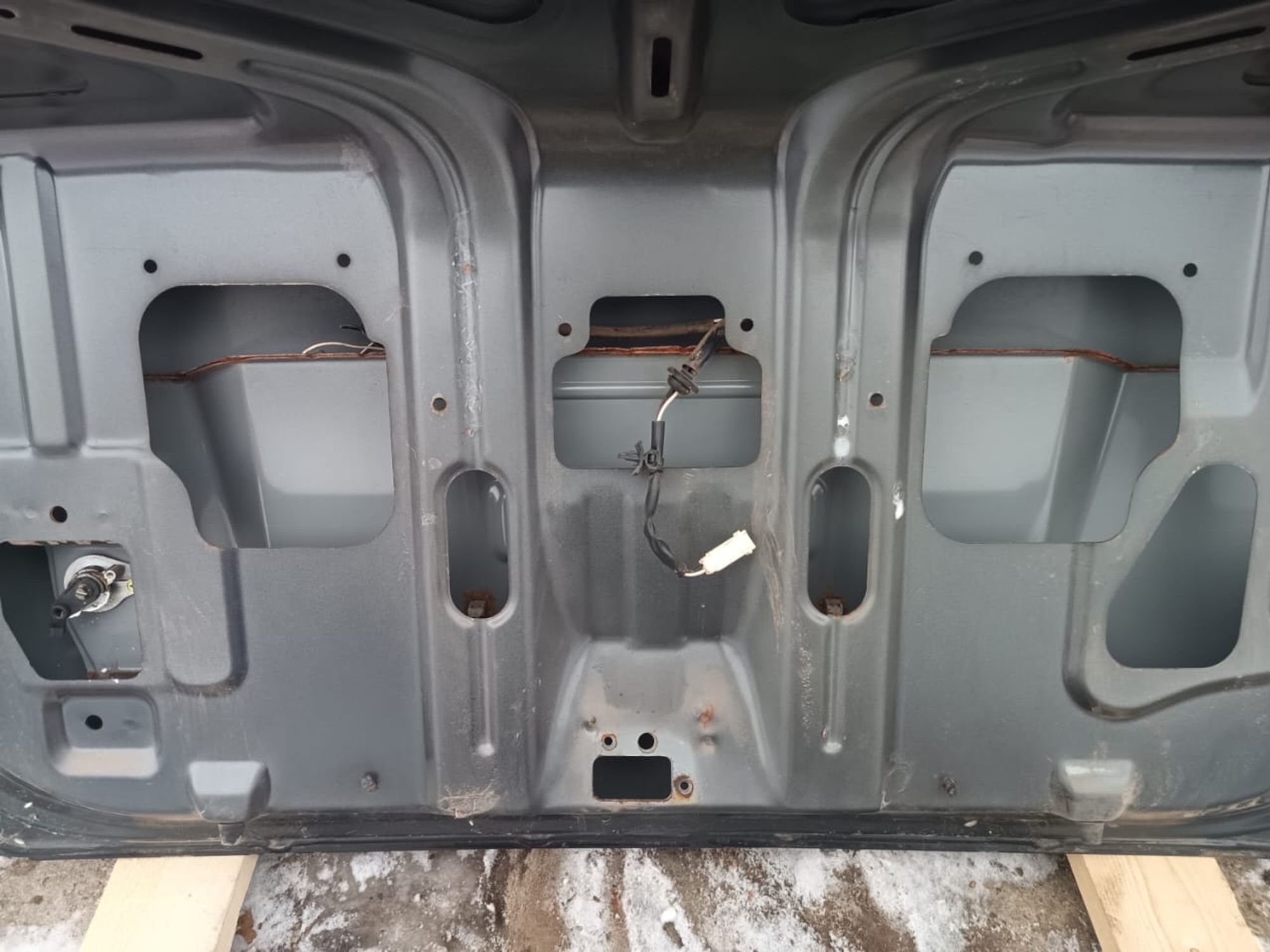https://ycs.partsauto.market/partsauto-images/thmbs/userImages/d89d66a30f14dbad161fb7a986aa0fe5/part/35bc5601-812f-408e-8cbe-213580812db0_1737440435571.jpg