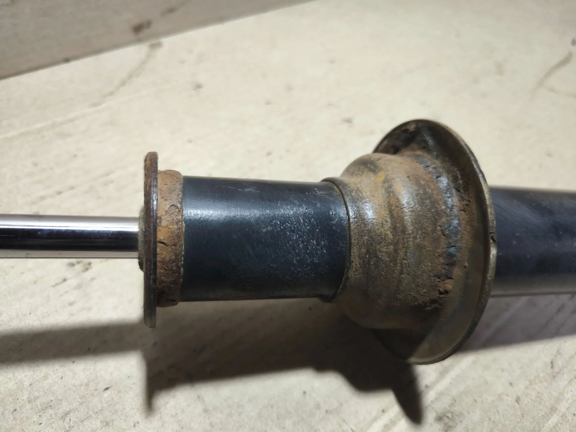 https://ycs.partsauto.market/partsauto-images/thmbs/userImages/d89d66a30f14dbad161fb7a986aa0fe5/part/35f6f435-d500-4aac-9f62-cdf5748514aa_1783055145237.jpg