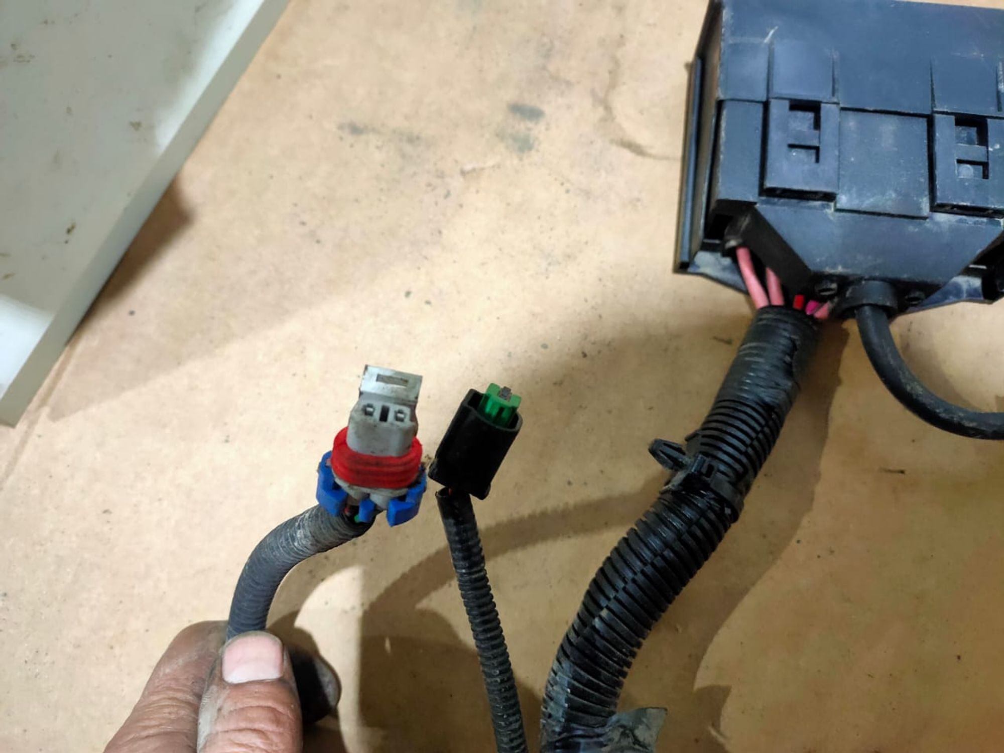 https://ycs.partsauto.market/partsauto-images/thmbs/userImages/d89d66a30f14dbad161fb7a986aa0fe5/part/36494bd8-79ff-47d2-b989-faef8fc84b96_1695969321081.jpg