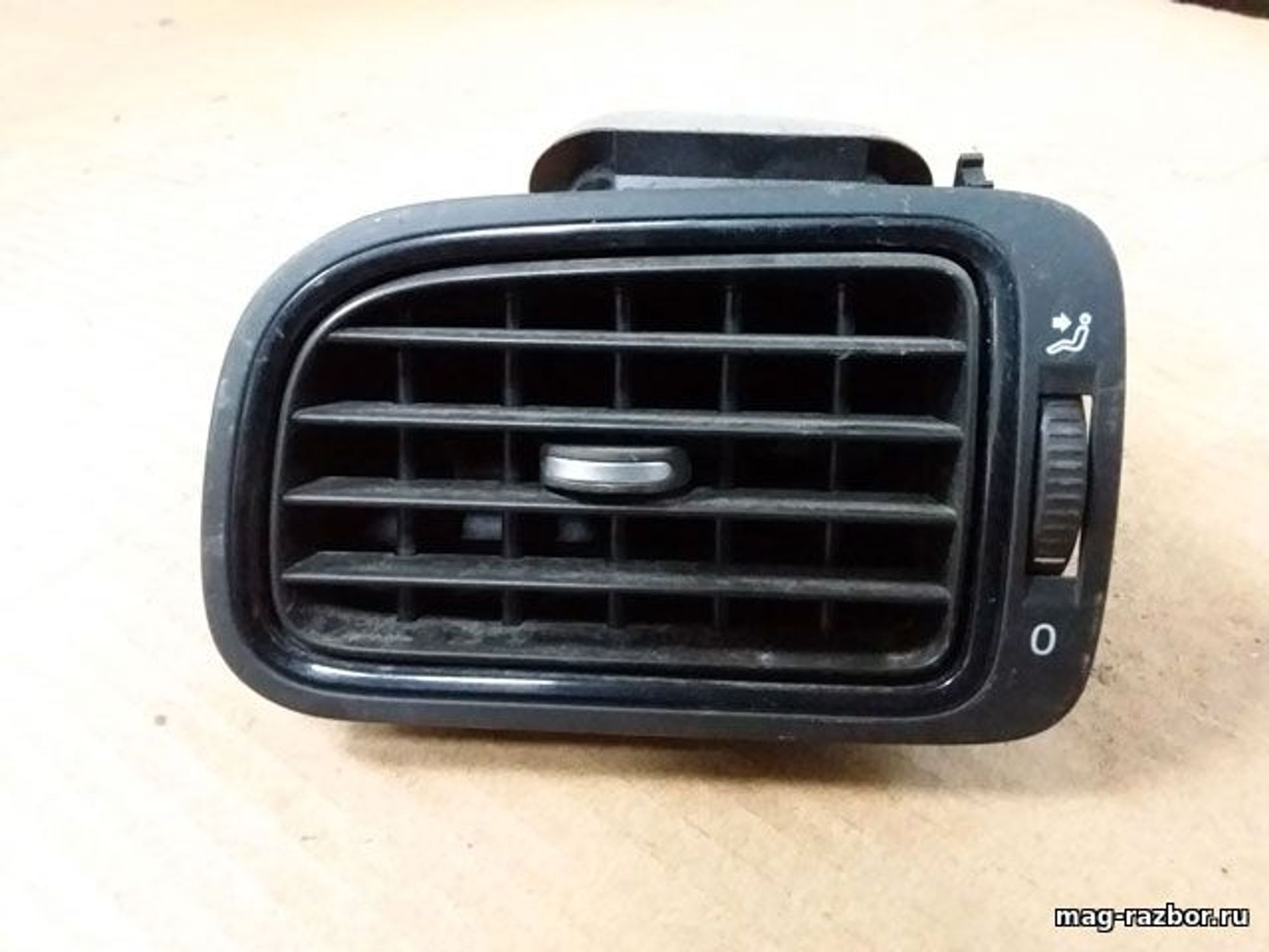 https://ycs.partsauto.market/partsauto-images/thmbs/userImages/d89d66a30f14dbad161fb7a986aa0fe5/part/371eb86e-7300-4f17-88d4-b43fd74d4fd8_1717406448693.jpg