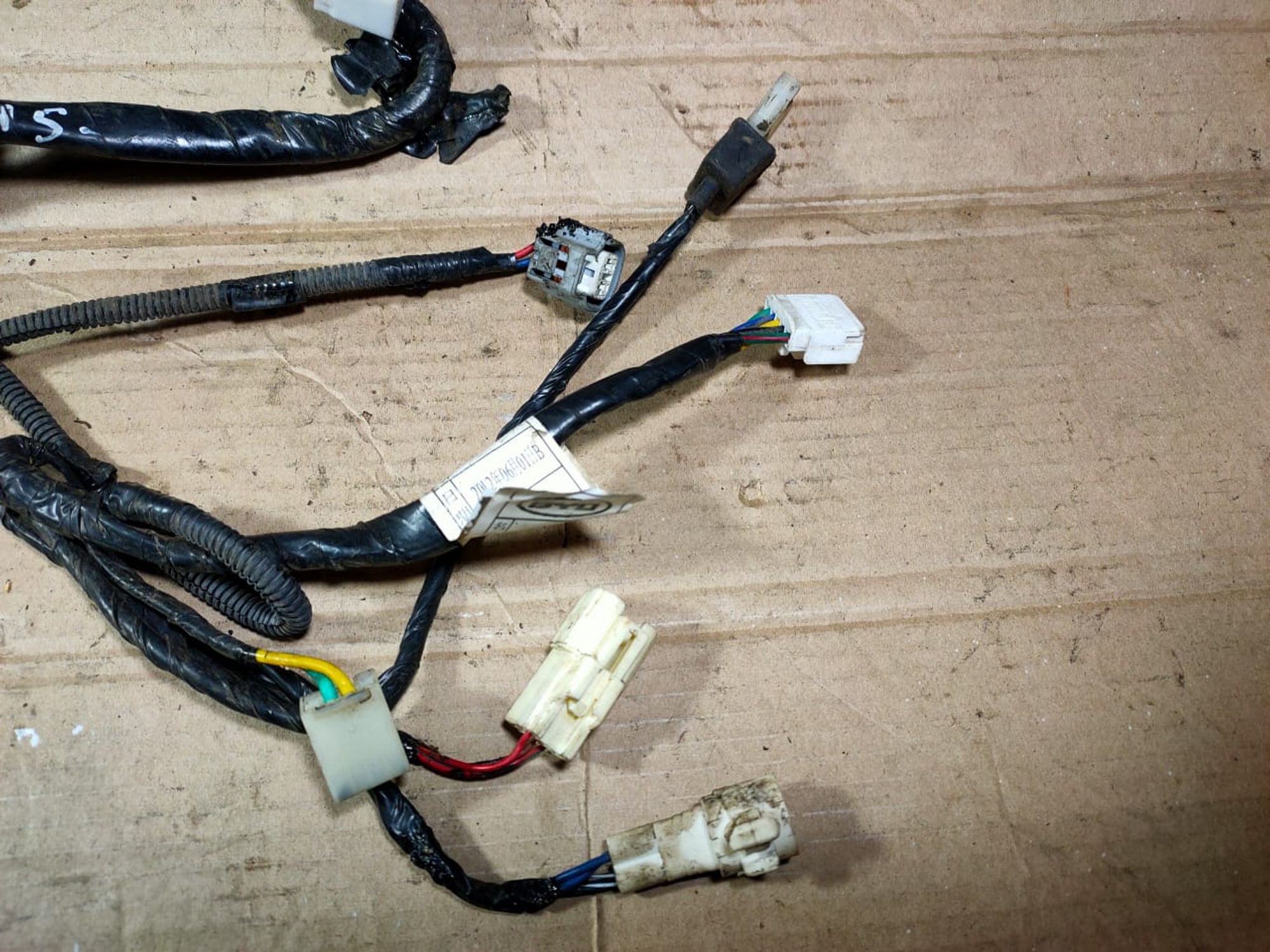 https://ycs.partsauto.market/partsauto-images/thmbs/userImages/d89d66a30f14dbad161fb7a986aa0fe5/part/385ec462-199f-477d-8f5c-500e50e7f12e_1713537918231.jpg