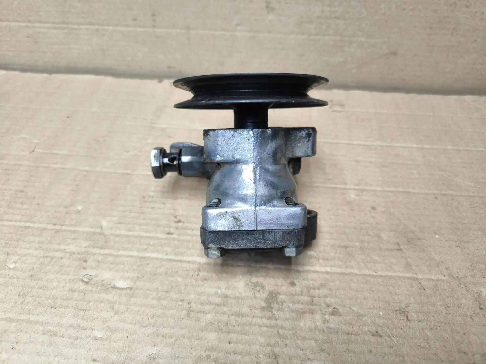 https://ycs.partsauto.market/partsauto-images/thmbs/userImages/d89d66a30f14dbad161fb7a986aa0fe5/part/390e6c45-017d-4124-8df1-54c577b02411_1786423837953.jpg