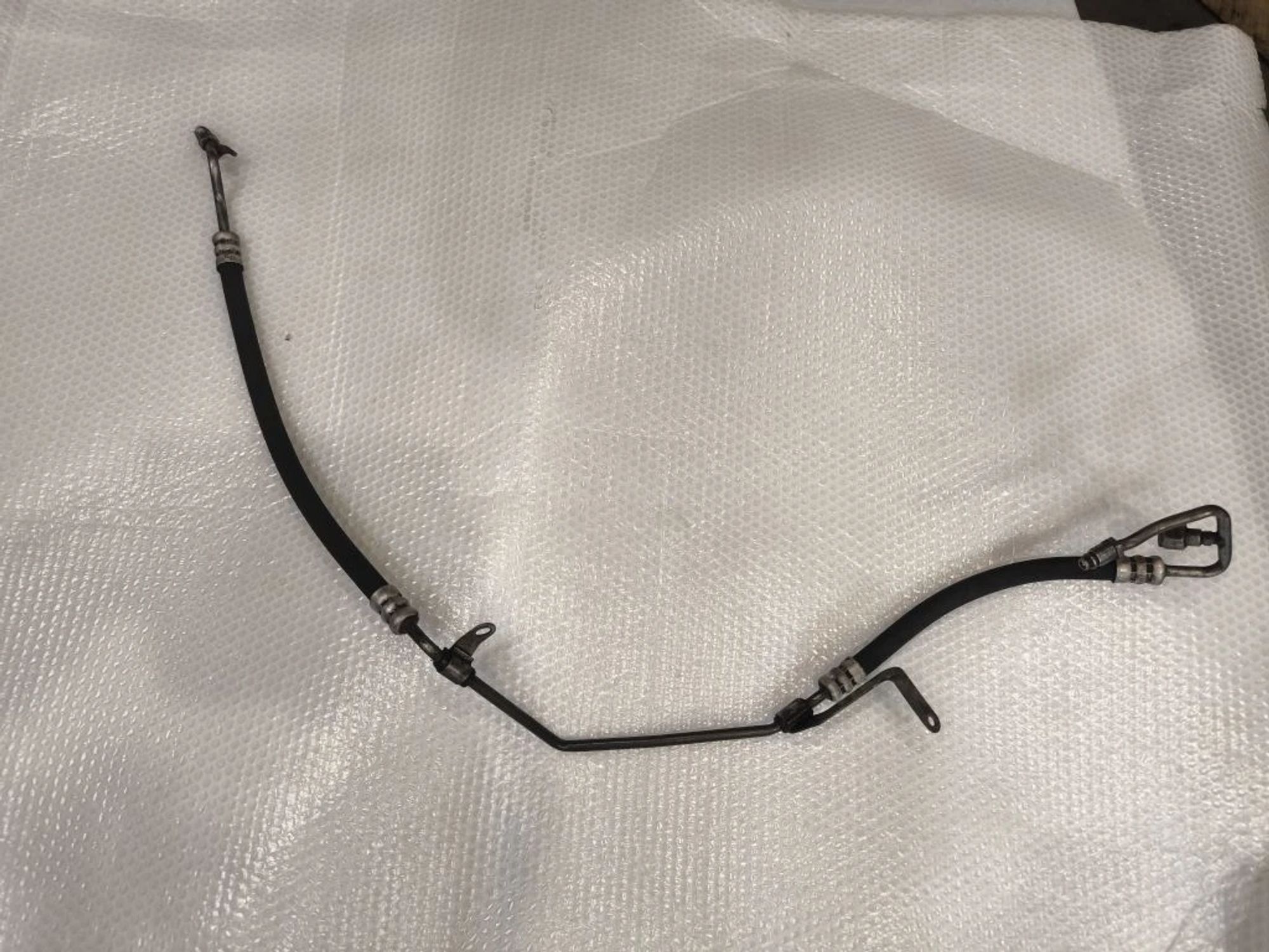 https://ycs.partsauto.market/partsauto-images/thmbs/userImages/d89d66a30f14dbad161fb7a986aa0fe5/part/397bccb0-4de8-4493-a723-a2d67d57c673_1777028811672.jpg