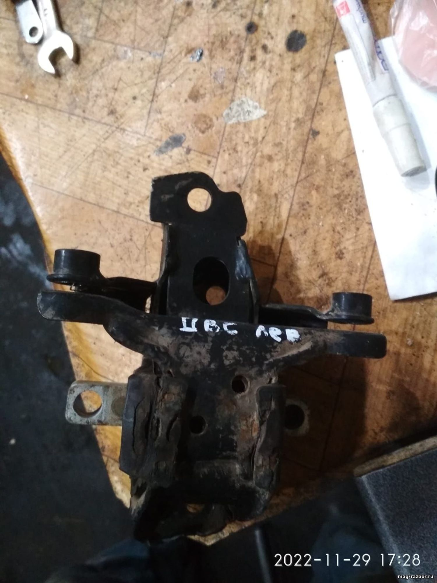 https://ycs.partsauto.market/partsauto-images/thmbs/userImages/d89d66a30f14dbad161fb7a986aa0fe5/part/3998483d-276b-49b4-b480-6b712276c50c_1720939707650.jpg