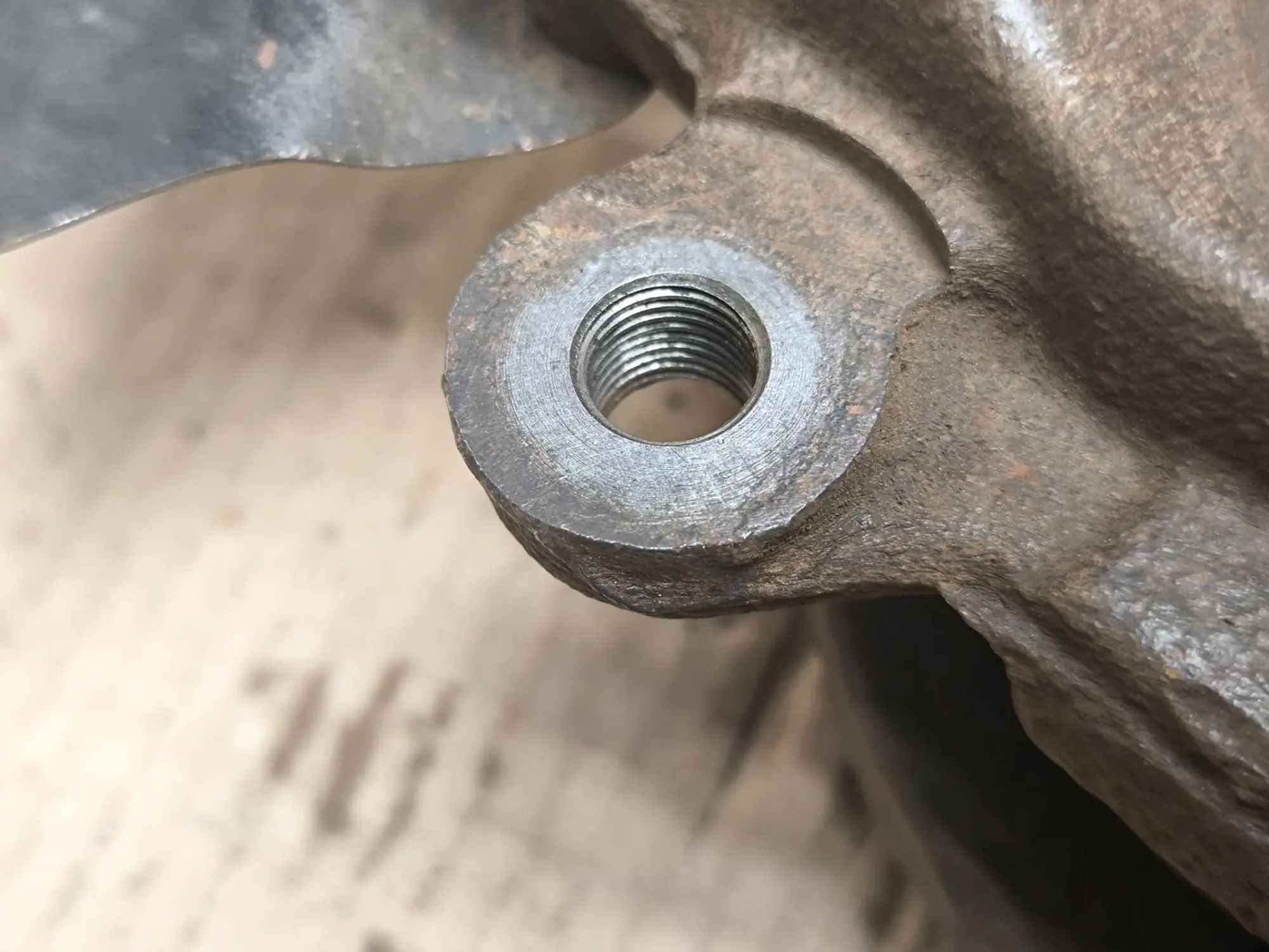https://ycs.partsauto.market/partsauto-images/thmbs/userImages/d89d66a30f14dbad161fb7a986aa0fe5/part/3a0fb1e5-08b3-4f82-a54a-15cd89745788_1783852128322.jpg