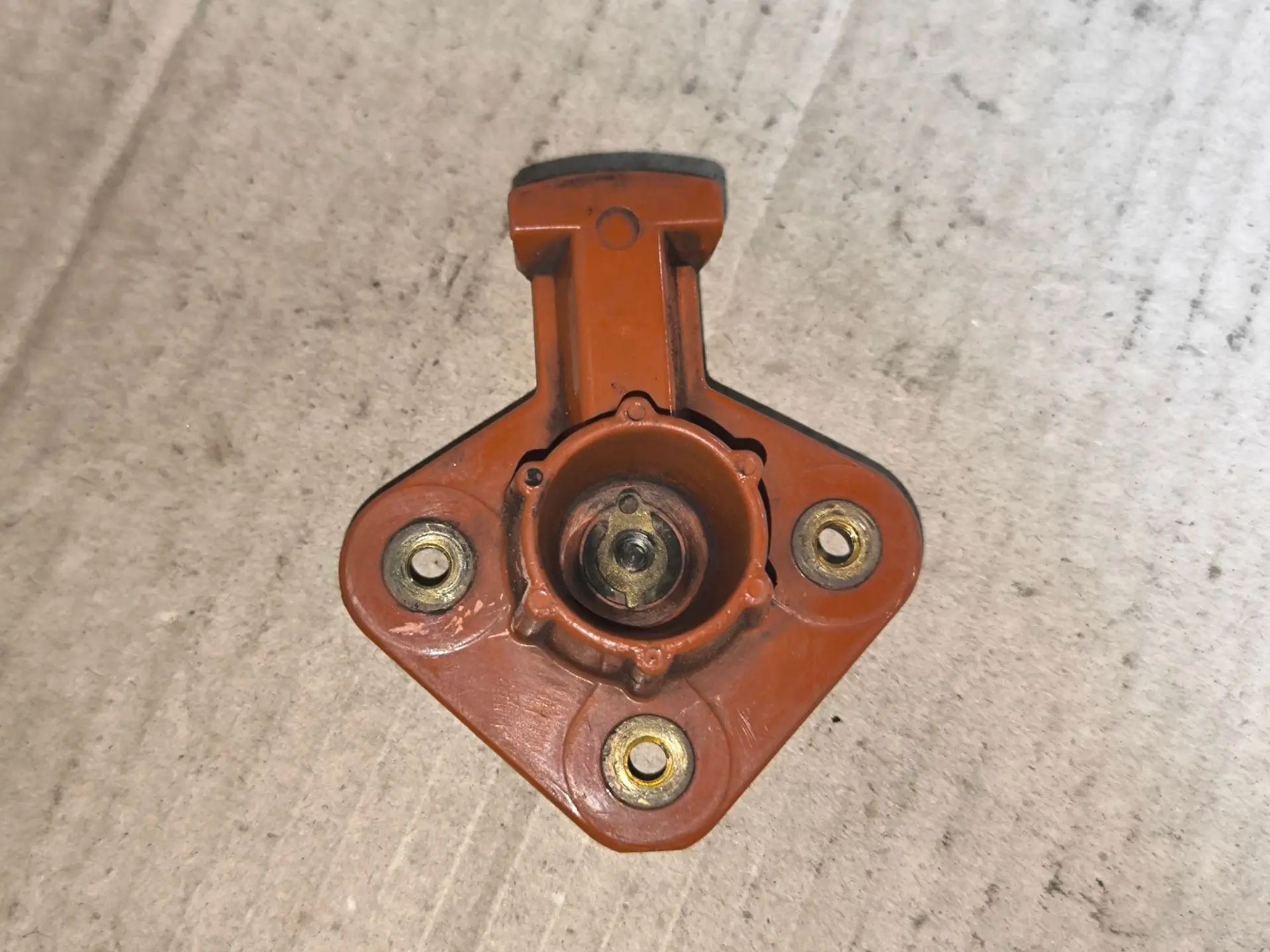 https://ycs.partsauto.market/partsauto-images/thmbs/userImages/d89d66a30f14dbad161fb7a986aa0fe5/part/3b33ded7-617e-4cf1-88d8-e056dcf228ed_1781697097372.jpg