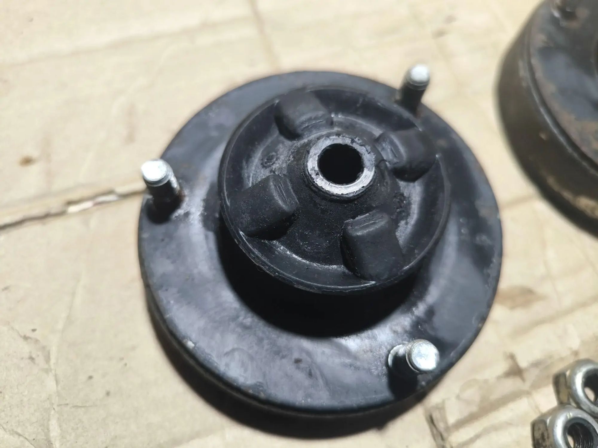 https://ycs.partsauto.market/partsauto-images/thmbs/userImages/d89d66a30f14dbad161fb7a986aa0fe5/part/3c257792-55e5-40e3-a60e-cfbb96f61fb3_1782835719130.jpg
