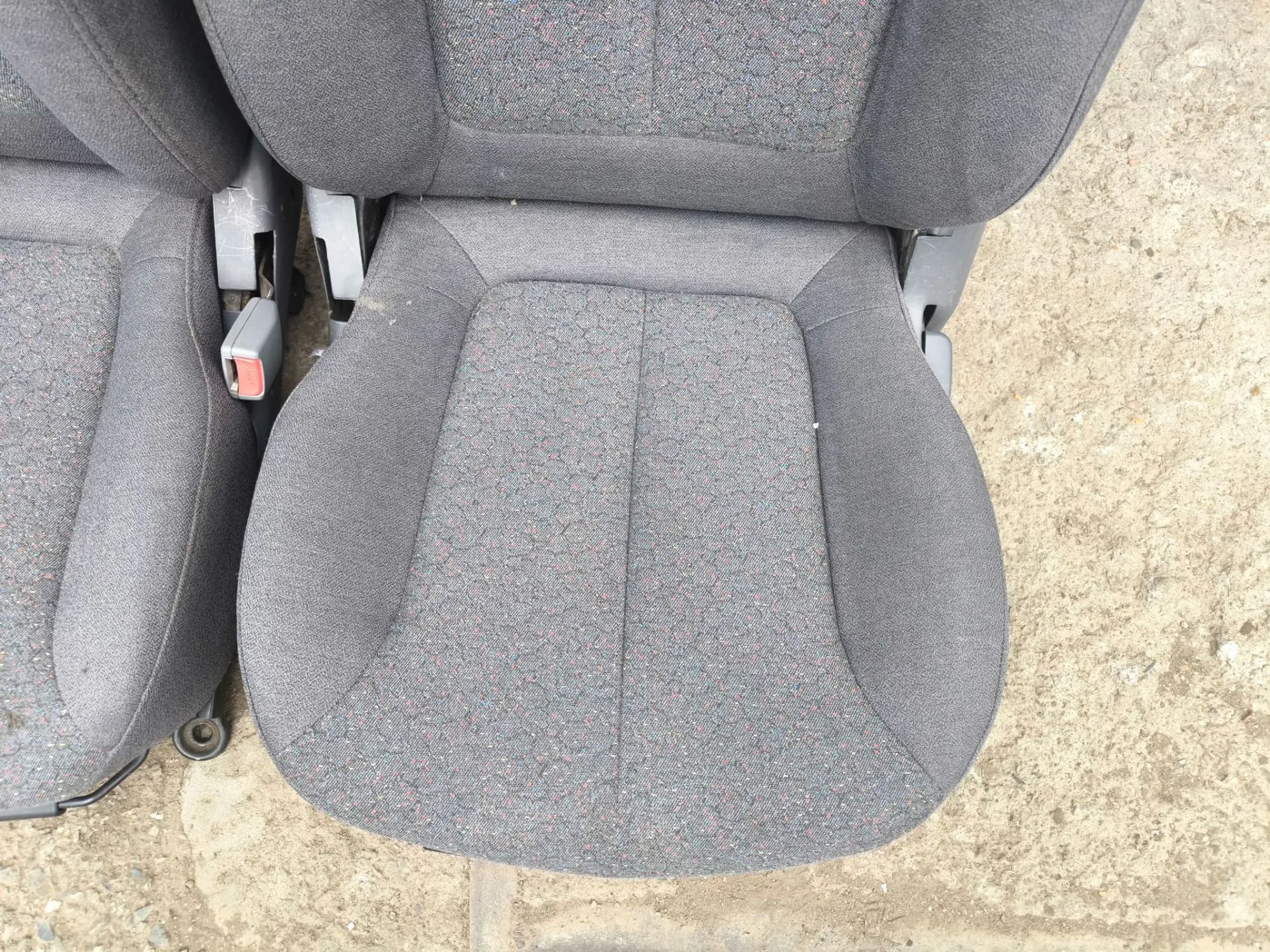 https://ycs.partsauto.market/partsauto-images/thmbs/userImages/d89d66a30f14dbad161fb7a986aa0fe5/part/3cbe4764-391c-49fd-b8c0-1756d36004c5_1784892600023.jpg