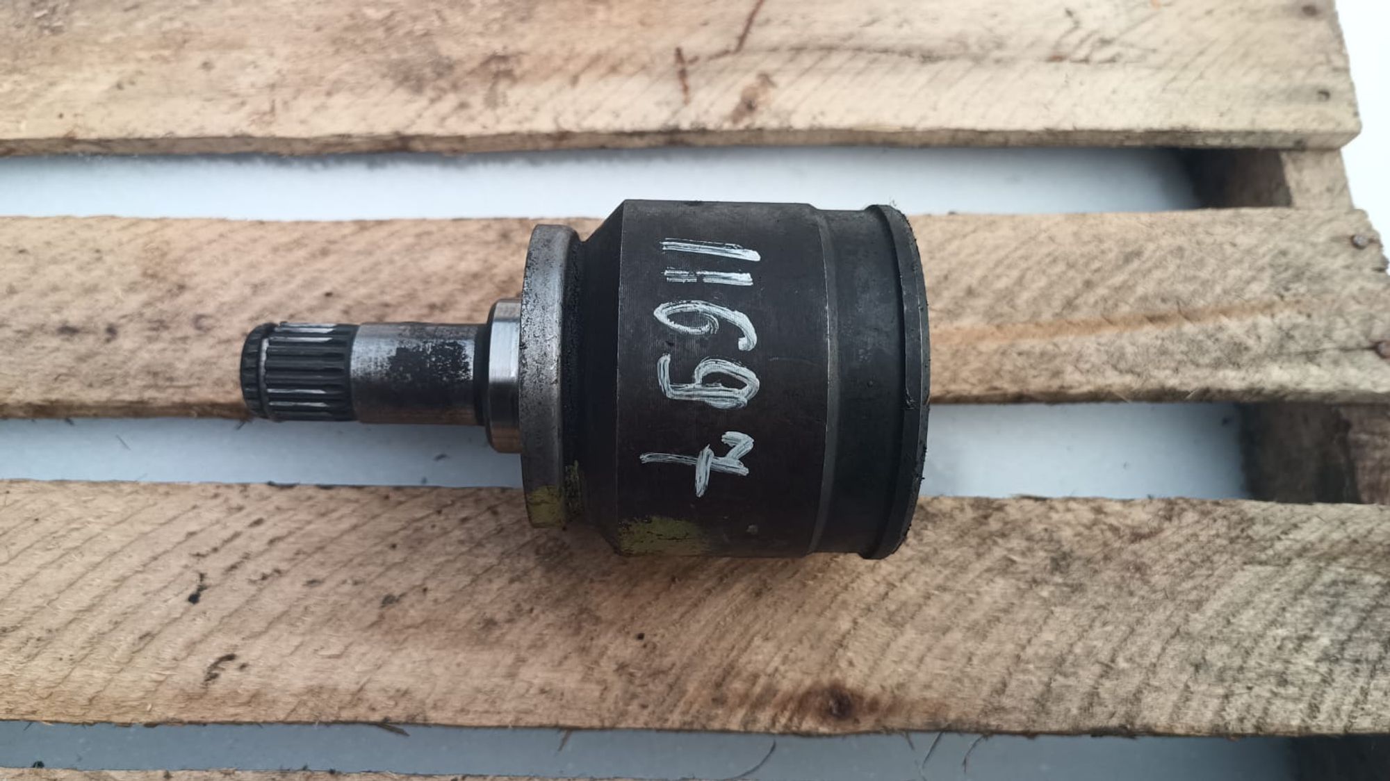 https://ycs.partsauto.market/partsauto-images/thmbs/userImages/d89d66a30f14dbad161fb7a986aa0fe5/part/3eaf3239-d1cf-4e2a-b554-c998f966b2f5_1709531174052.jpg