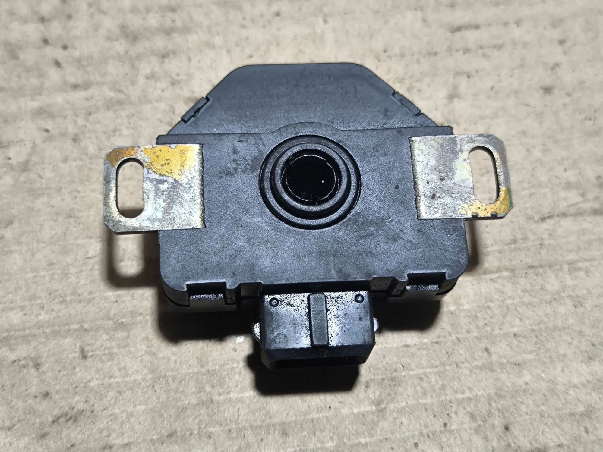 https://ycs.partsauto.market/partsauto-images/thmbs/userImages/d89d66a30f14dbad161fb7a986aa0fe5/part/3f14db04-4958-4b0d-a6b4-d109b03caf08_1781700676182.jpg