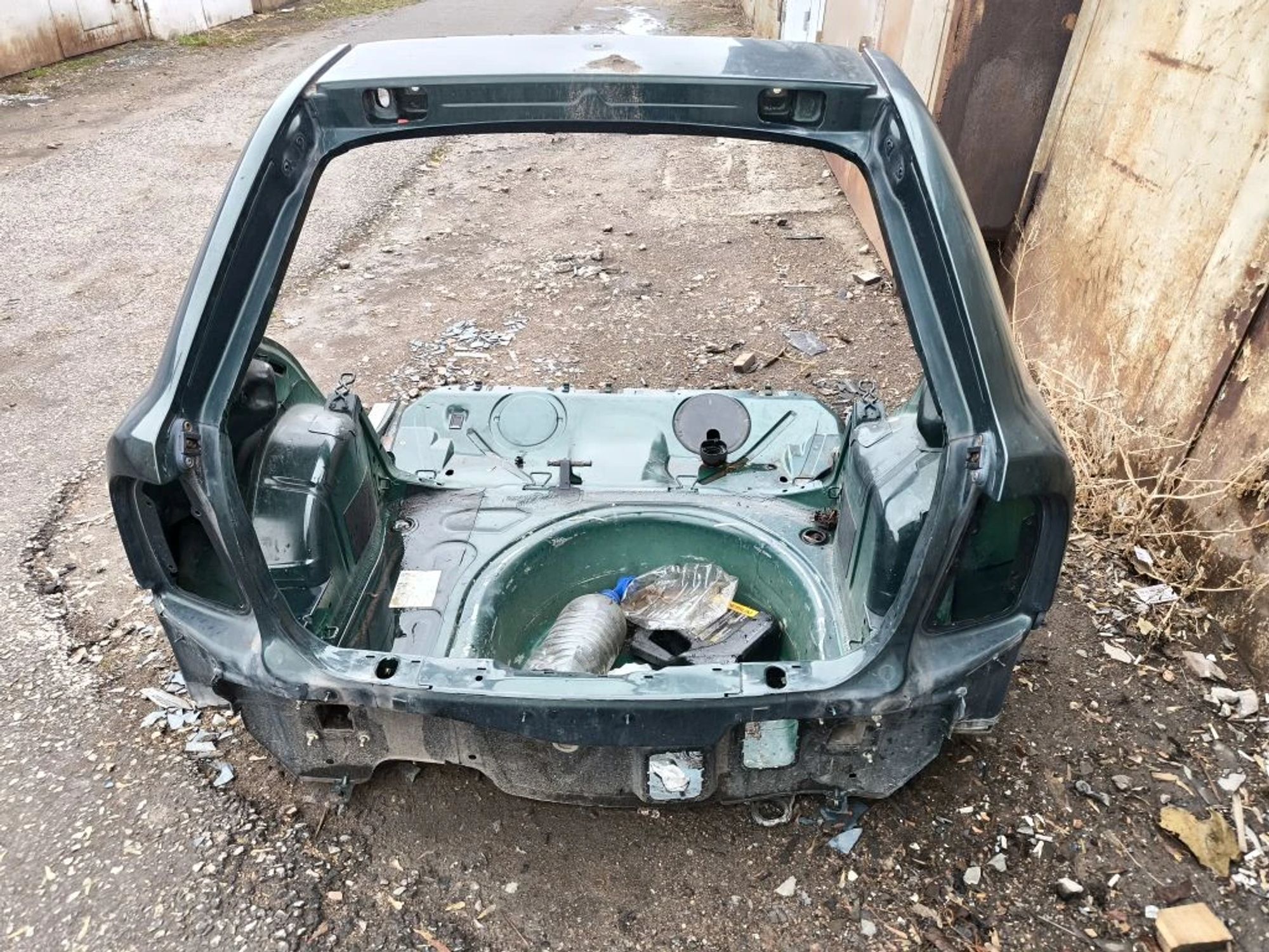 https://ycs.partsauto.market/partsauto-images/thmbs/userImages/d89d66a30f14dbad161fb7a986aa0fe5/part/3fd9b14e-3853-4ce2-9372-5dc52568d899_1776057874757.jpg
