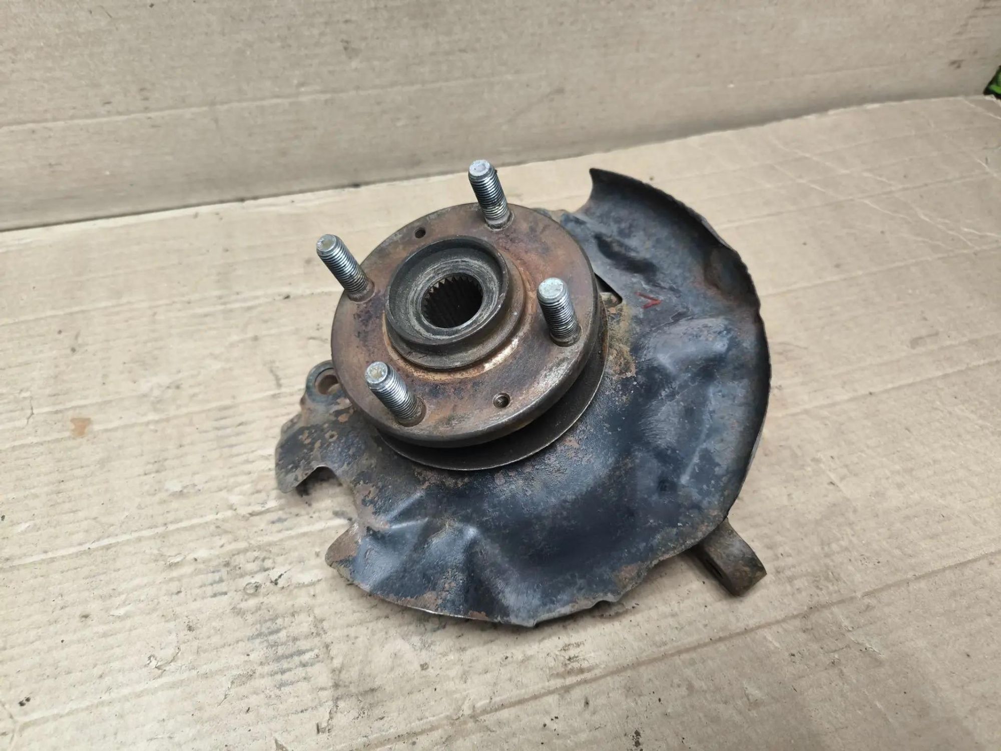 https://ycs.partsauto.market/partsauto-images/thmbs/userImages/d89d66a30f14dbad161fb7a986aa0fe5/part/400c30d9-d66f-4005-a2f7-e3f03d0ac0c2_1787030225961.jpg