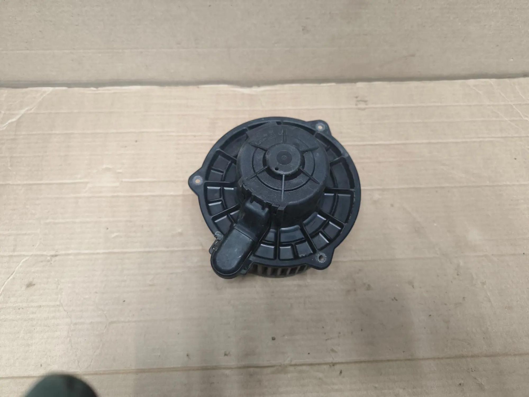 https://ycs.partsauto.market/partsauto-images/thmbs/userImages/d89d66a30f14dbad161fb7a986aa0fe5/part/4071cc9e-8a4a-4223-a9d1-e8191f03fc8f_1786261920341.jpg