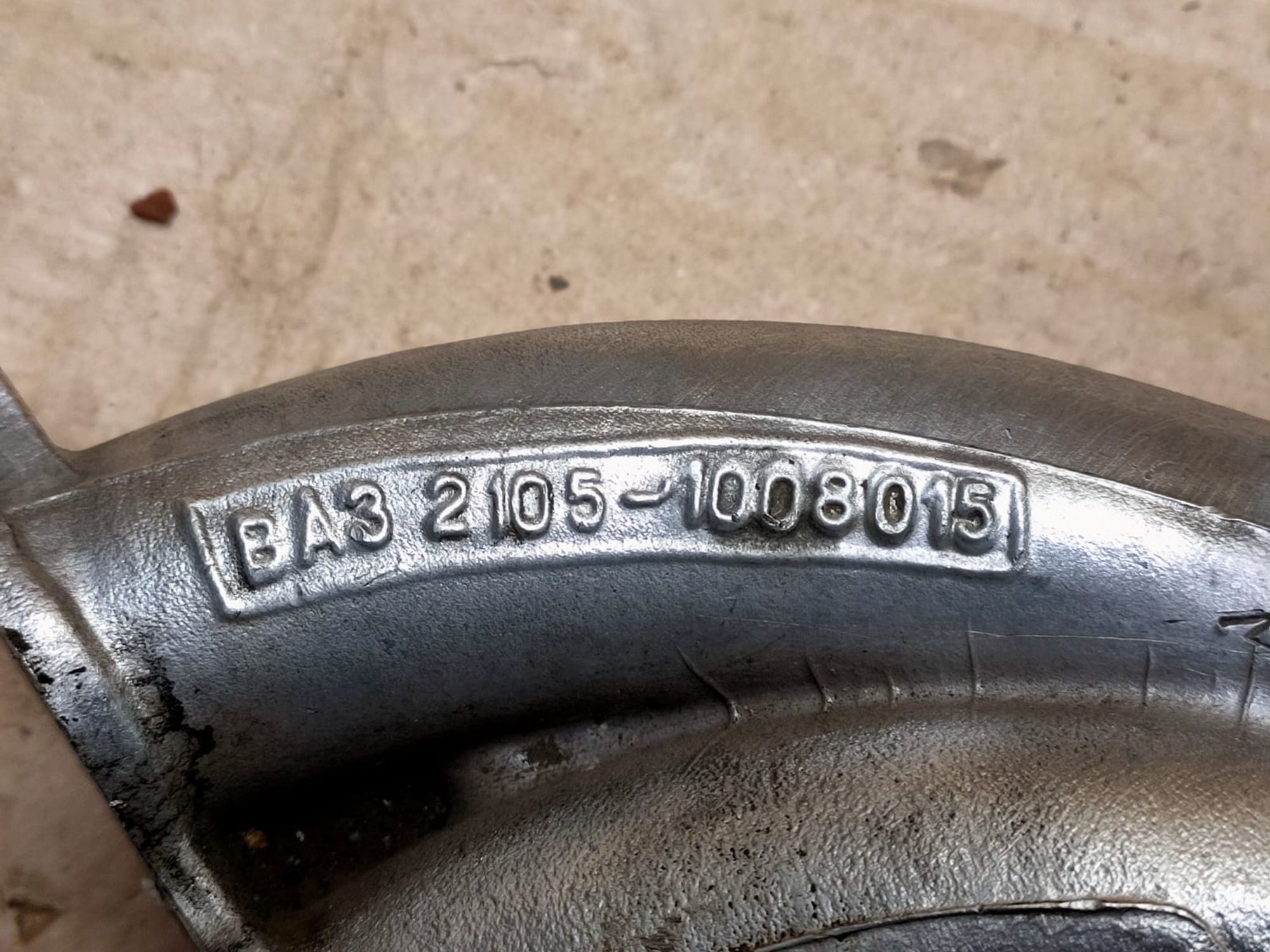 https://ycs.partsauto.market/partsauto-images/thmbs/userImages/d89d66a30f14dbad161fb7a986aa0fe5/part/40b06014-26a9-439f-a0a5-43bab22eebe9_1748842542595.jpg