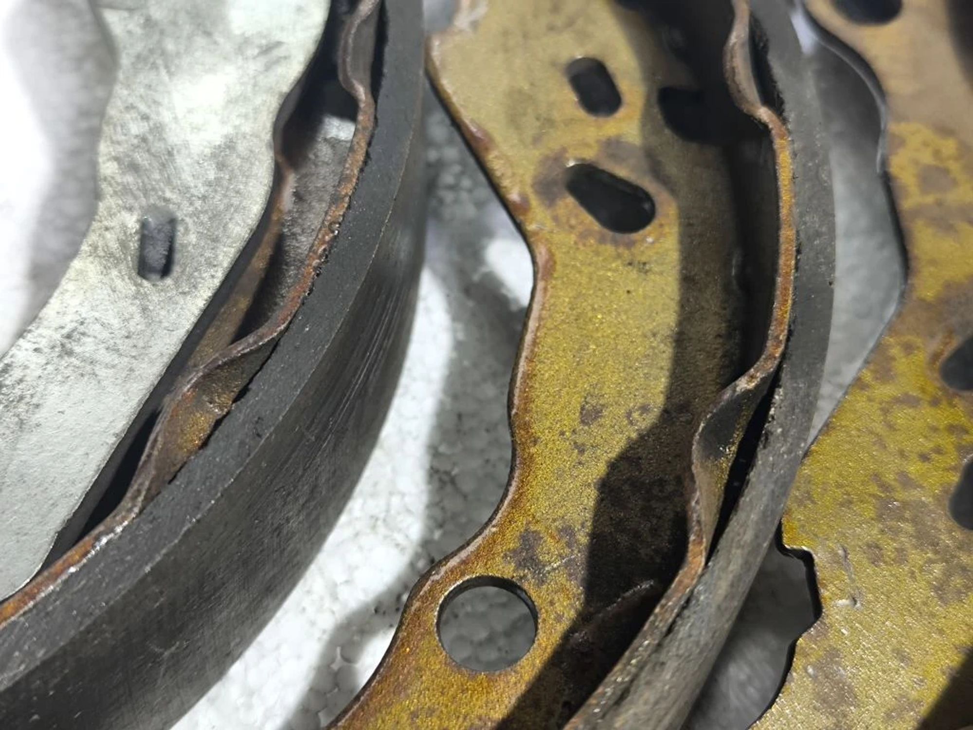 https://ycs.partsauto.market/partsauto-images/thmbs/userImages/d89d66a30f14dbad161fb7a986aa0fe5/part/4173695f-dd55-4505-b800-5cba940a9446_1780495792729.jpg