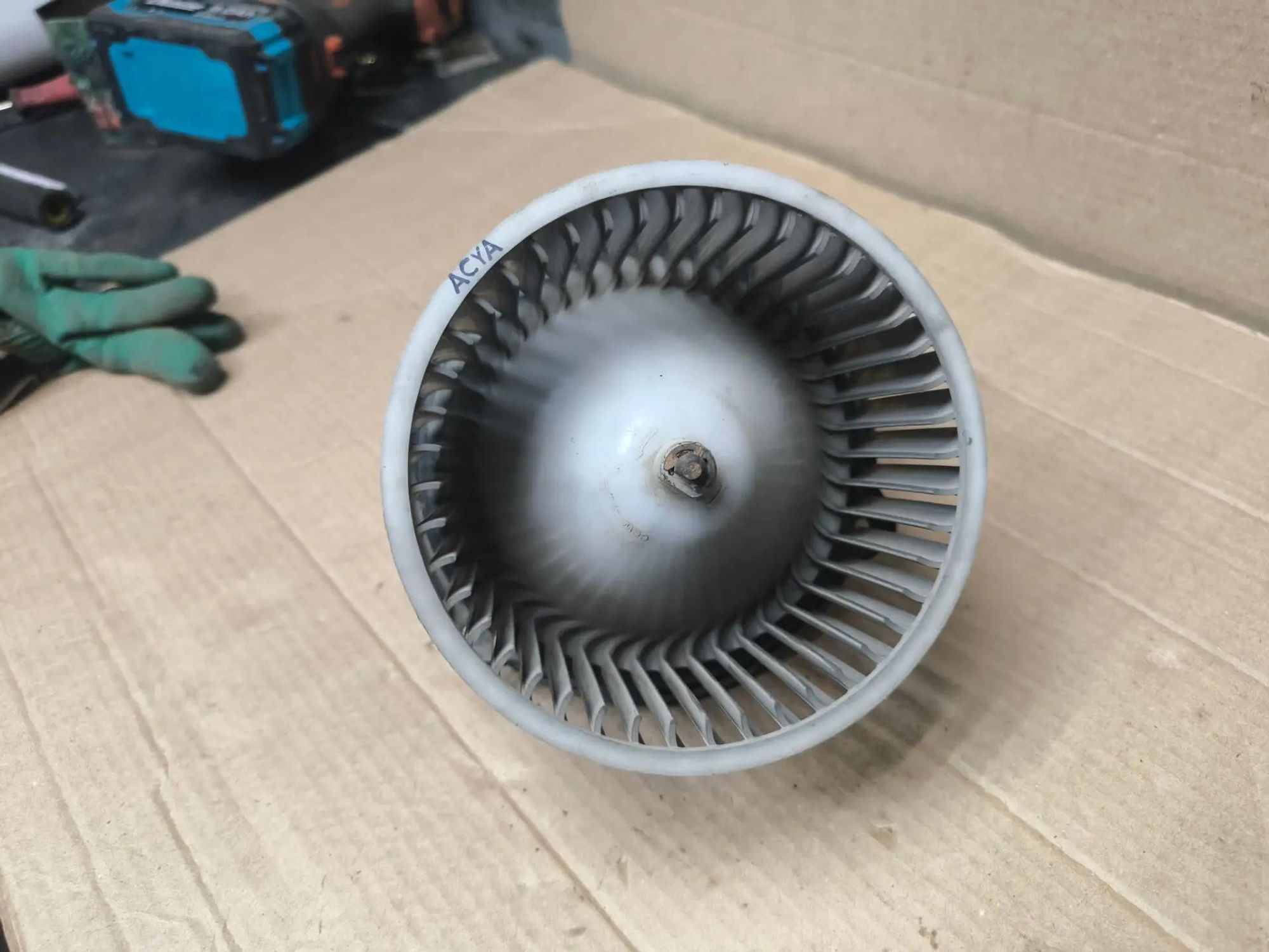 https://ycs.partsauto.market/partsauto-images/thmbs/userImages/d89d66a30f14dbad161fb7a986aa0fe5/part/41b4661c-dd7f-41b1-9d99-8ac88b1f1d63_1786261920480.jpg